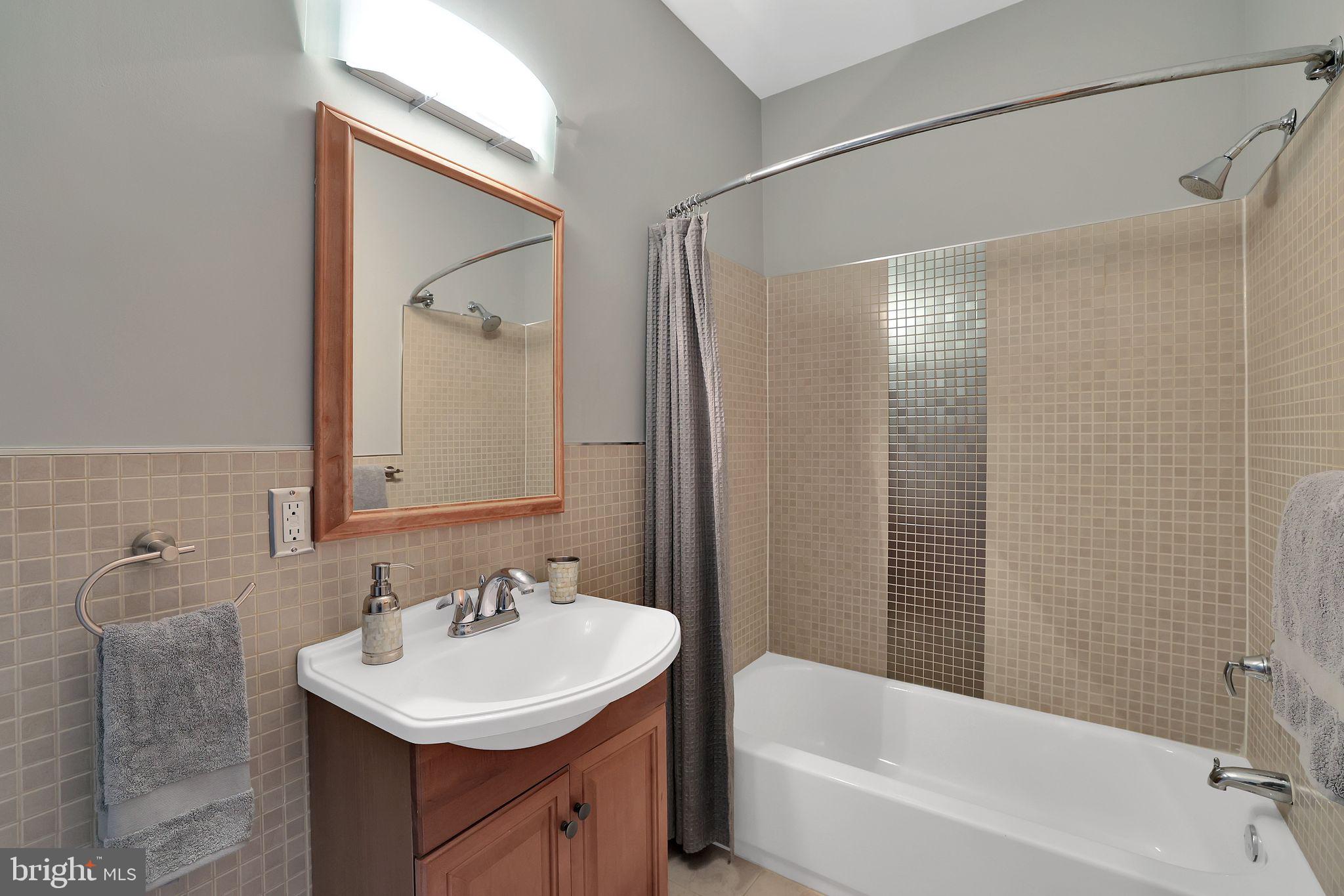 COLUMBIA HEIGHTS - Residential