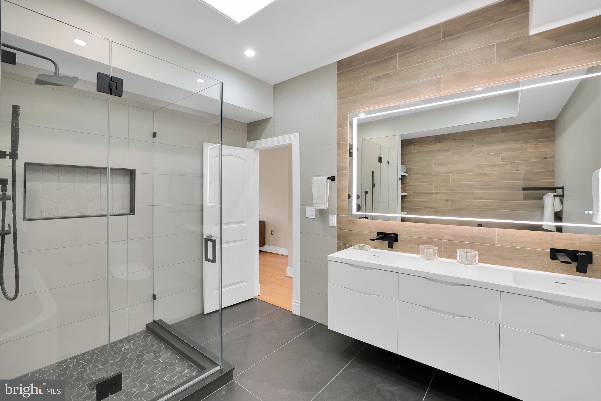COLUMBIA HEIGHTS - Residential
