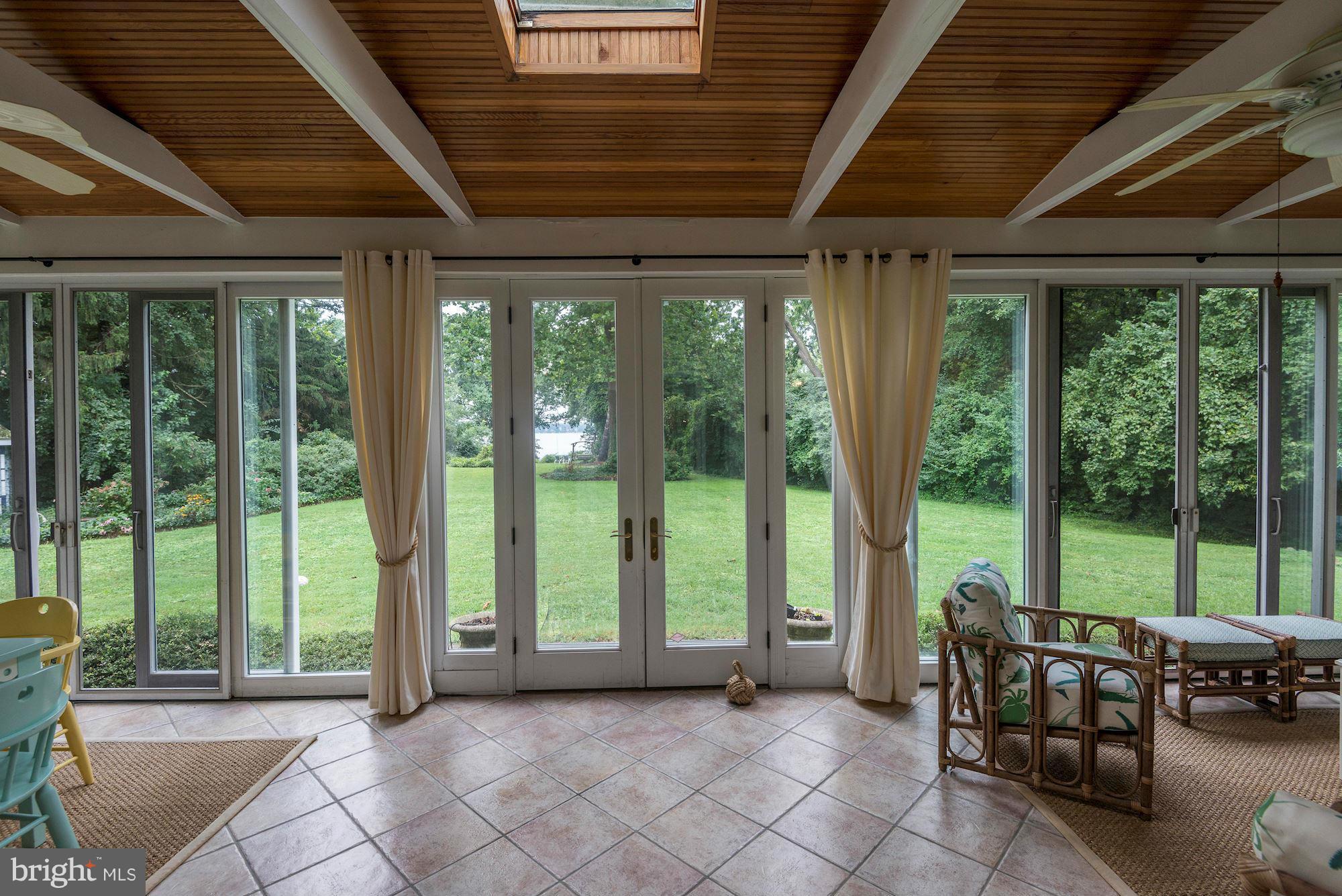 OLDE SEVERNA PARK - Residential