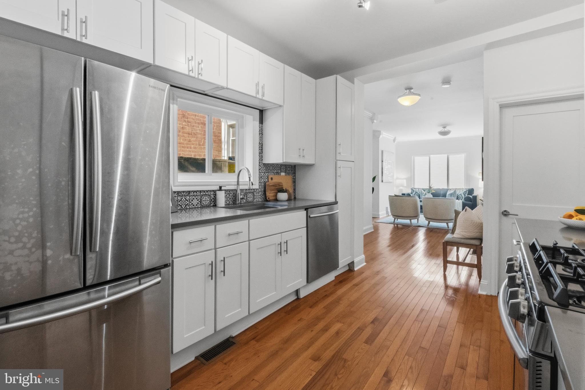 POINT BREEZE - Residential