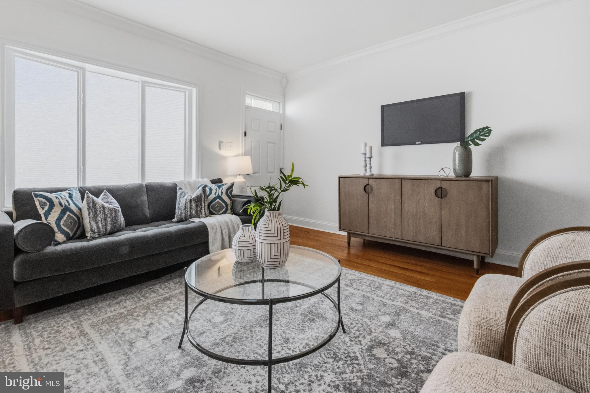 POINT BREEZE - Residential