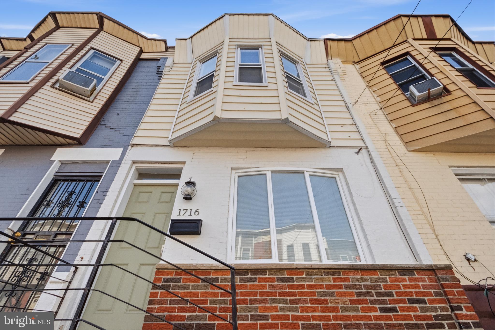POINT BREEZE - Residential
