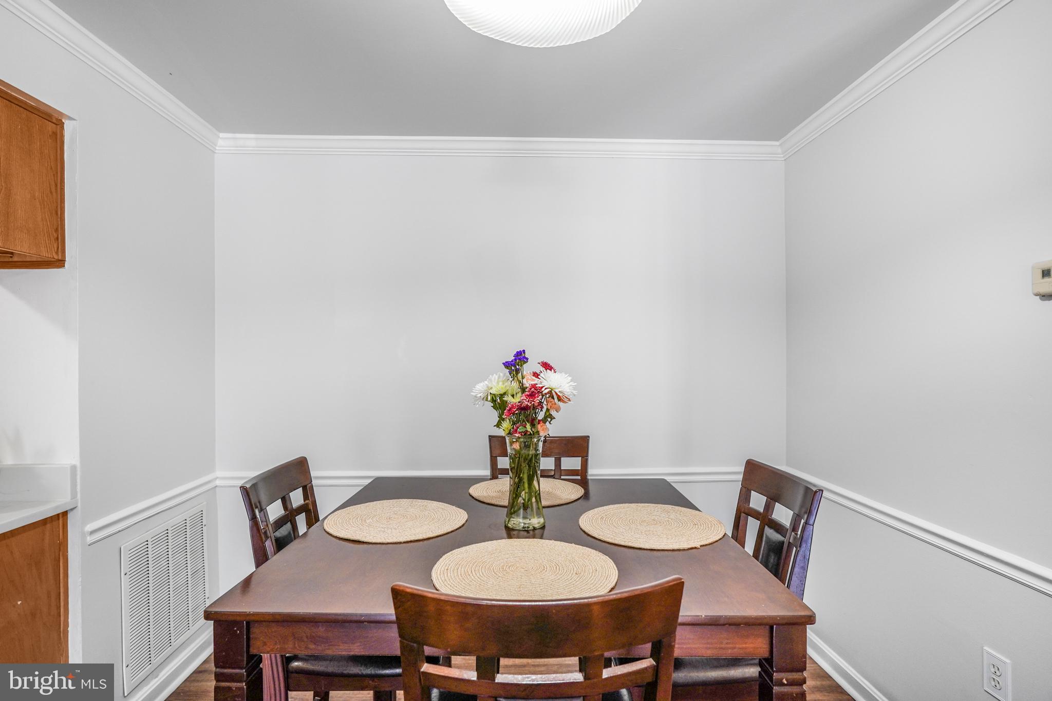 HAMPTON HOUSE - Residential