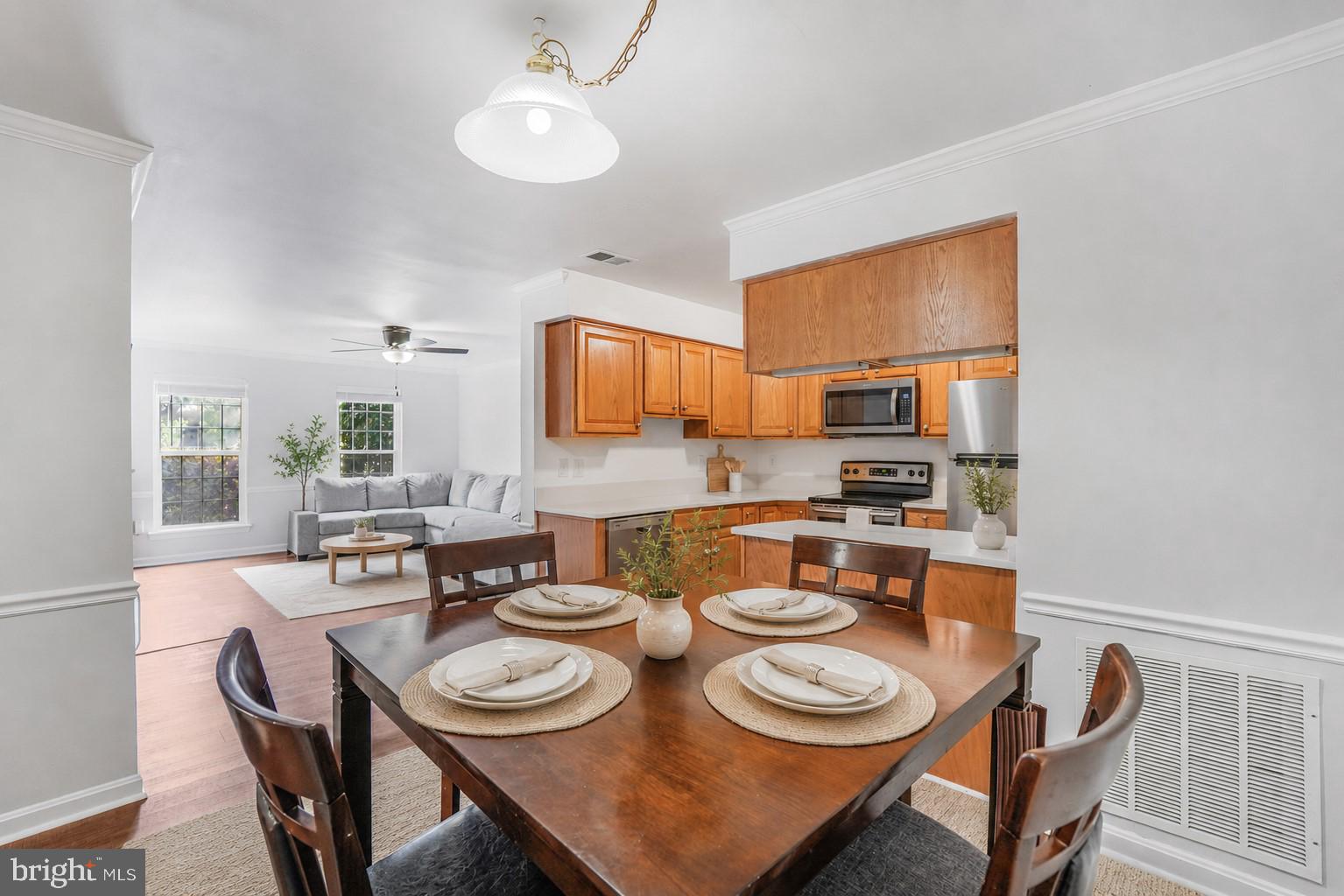 HAMPTON HOUSE - Residential