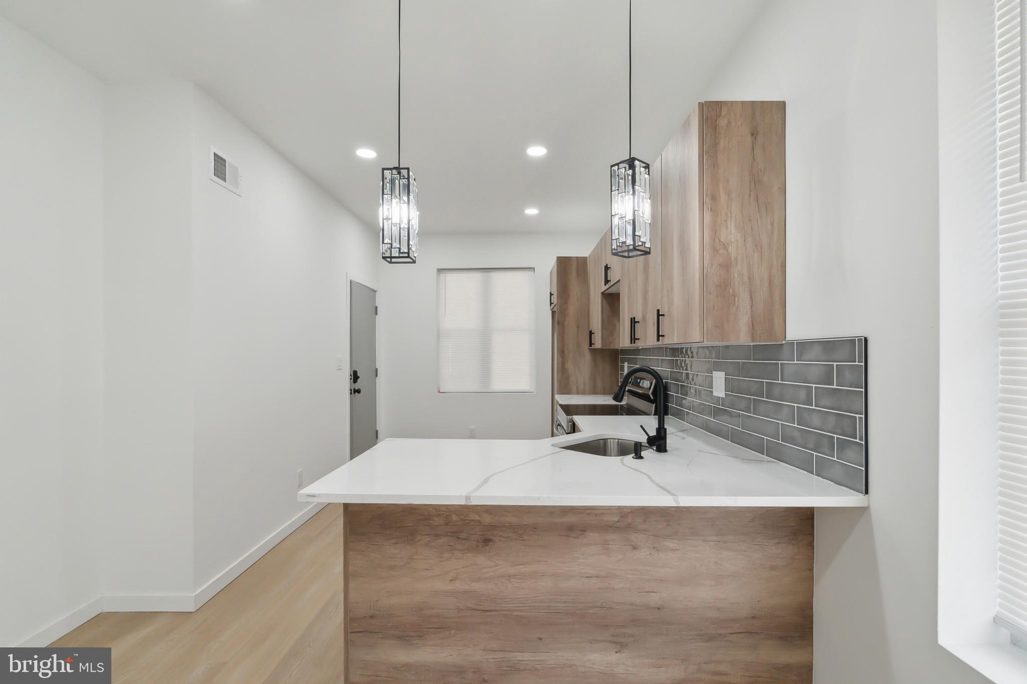 TEMPLE UNIVERSITY - Residential Income