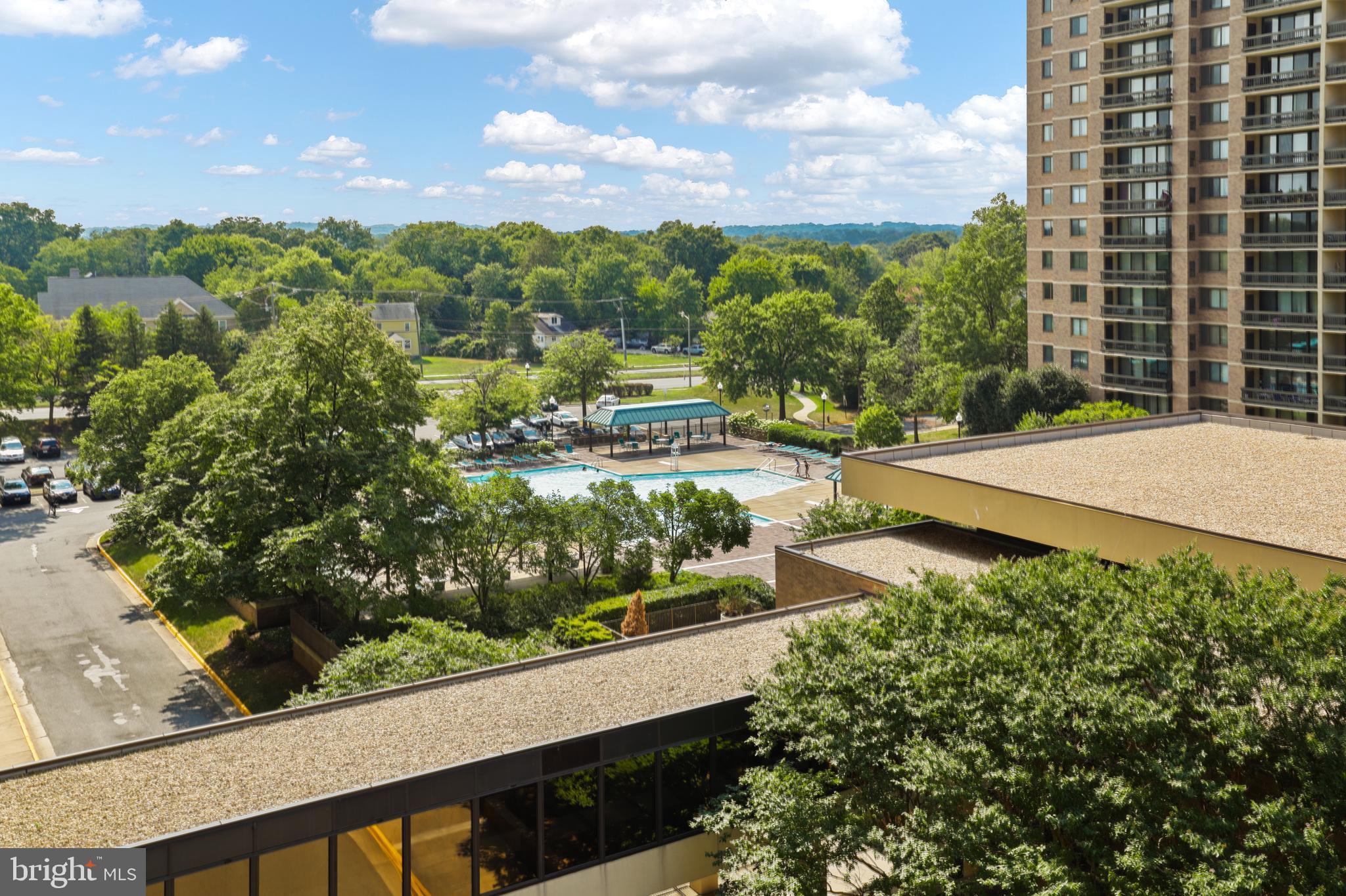 SKYLINE SQUARE CONDO - Residential Lease