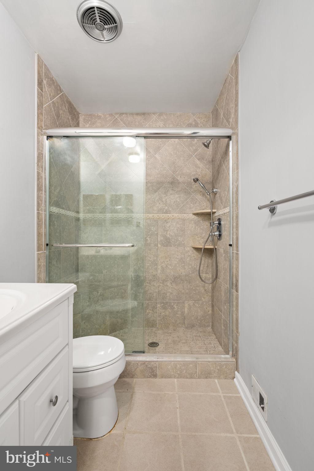 RESTON - Residential