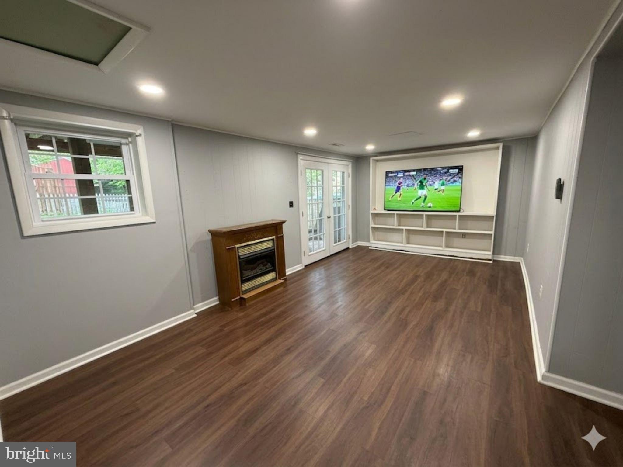 TALBOTS HAVEN - Residential