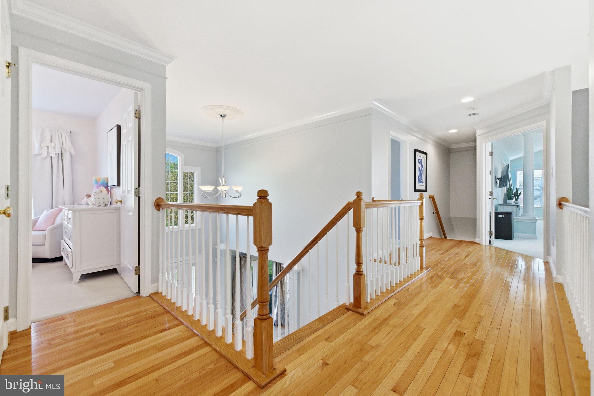 FOREST MANOR - Residential