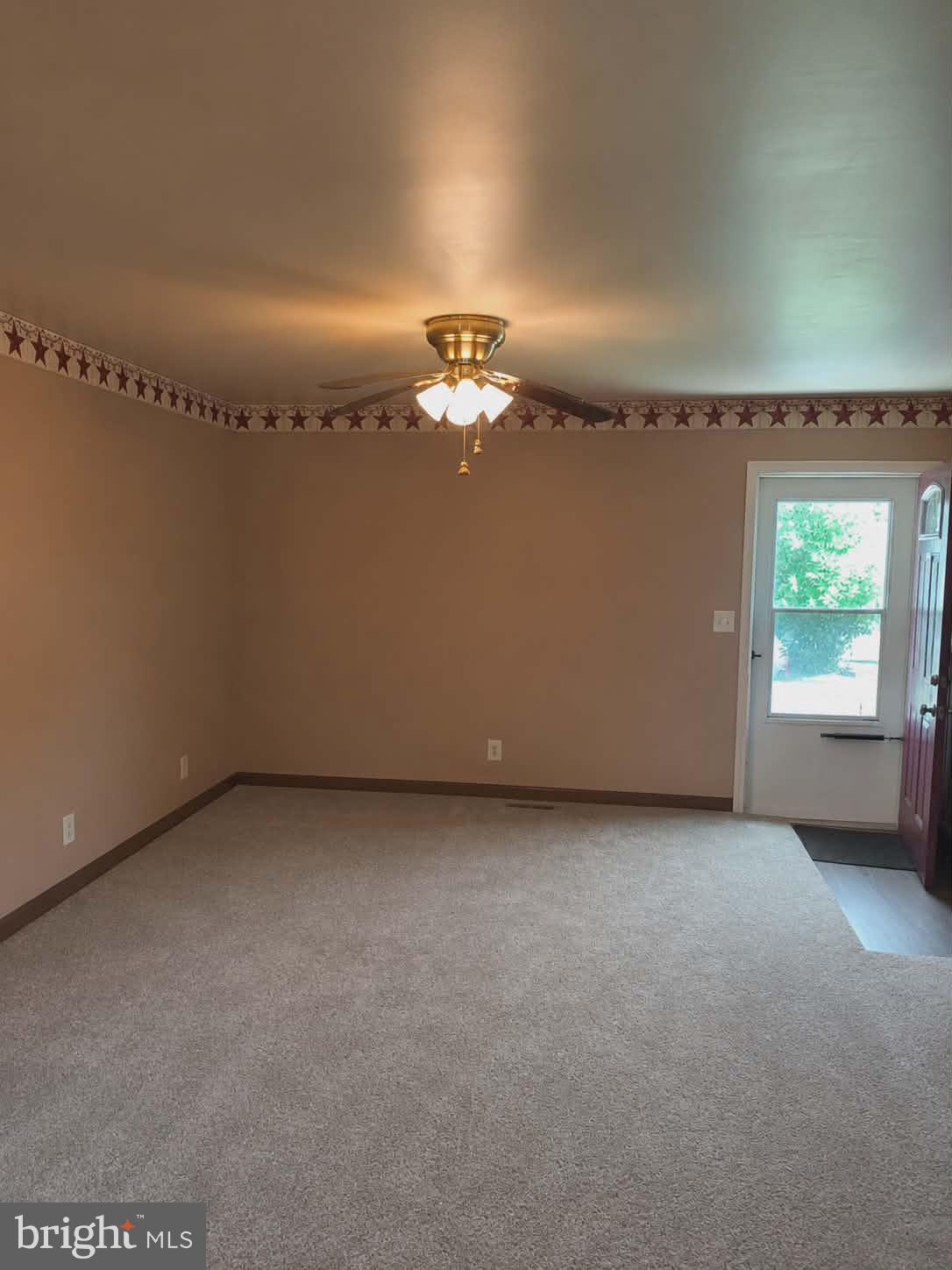 SOUTH MOUNTAIN ESTATES - Residential
