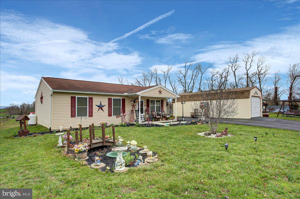 SOUTH MOUNTAIN ESTATES - Residential