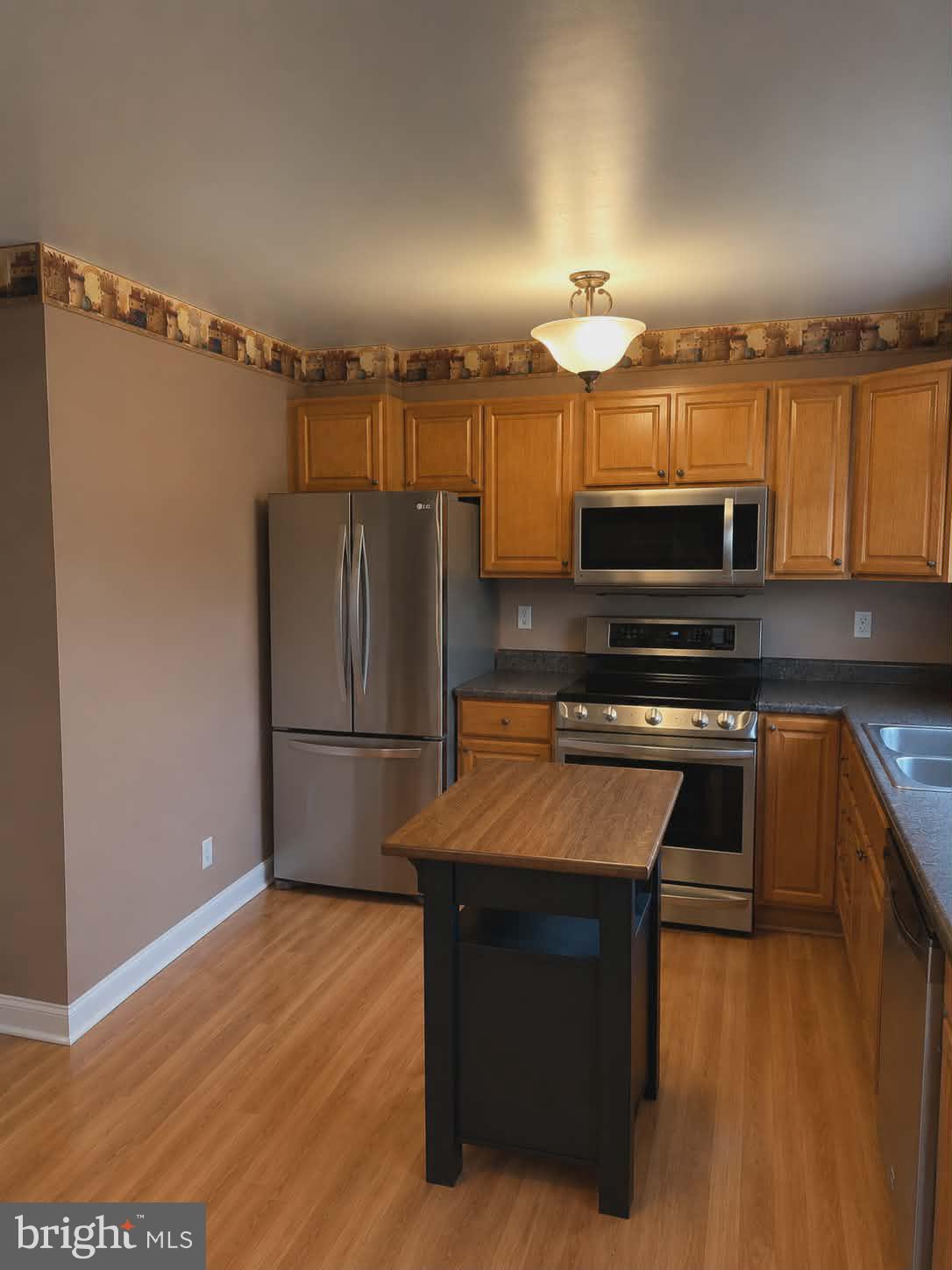 SOUTH MOUNTAIN ESTATES - Residential