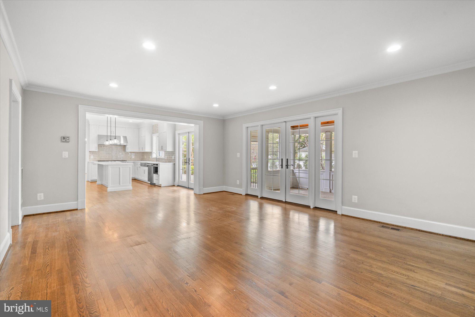 SOMERSET - Residential Lease