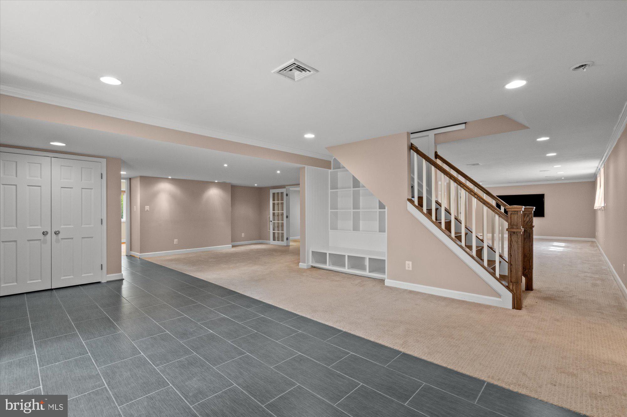 SOMERSET - Residential Lease