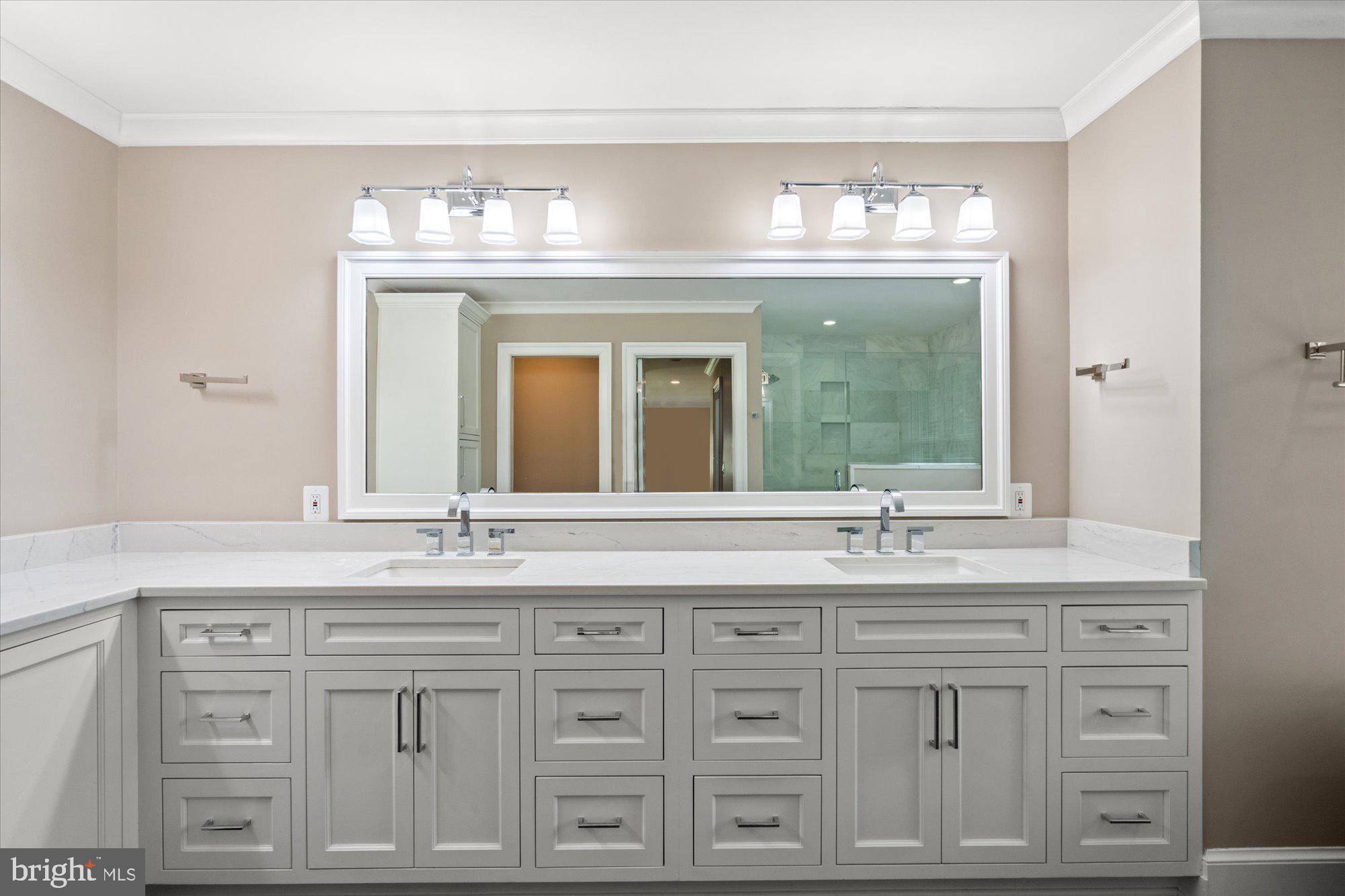 SOMERSET - Residential Lease