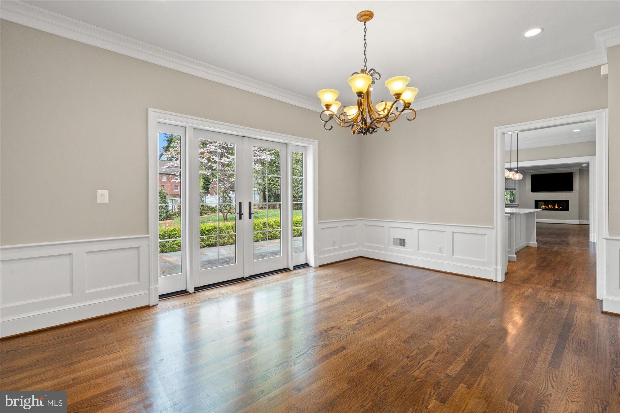 SOMERSET - Residential Lease