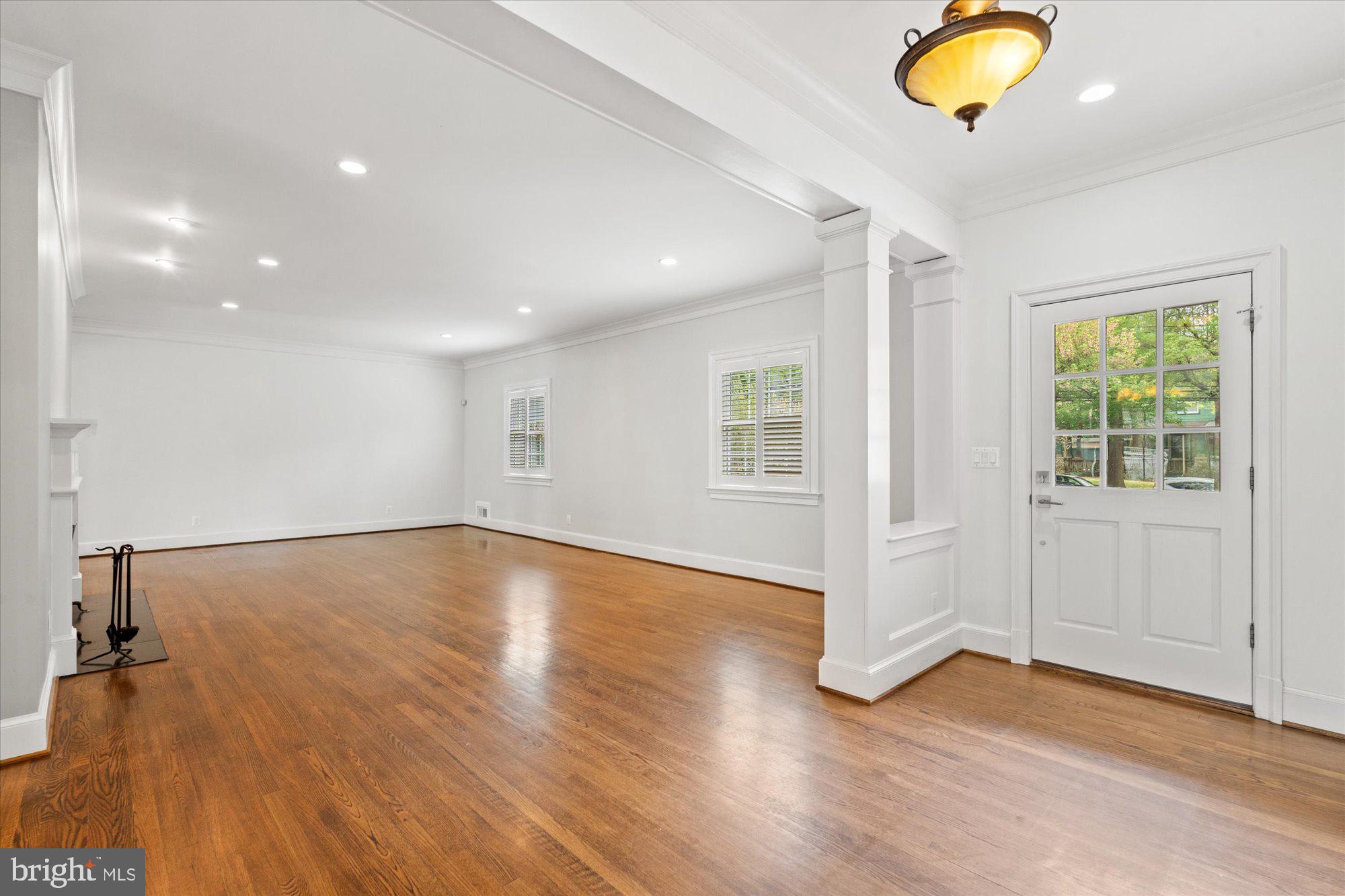 SOMERSET - Residential Lease