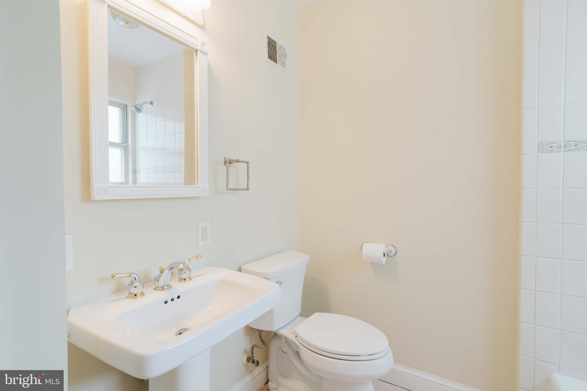 CARROLL KNOLLS - Residential