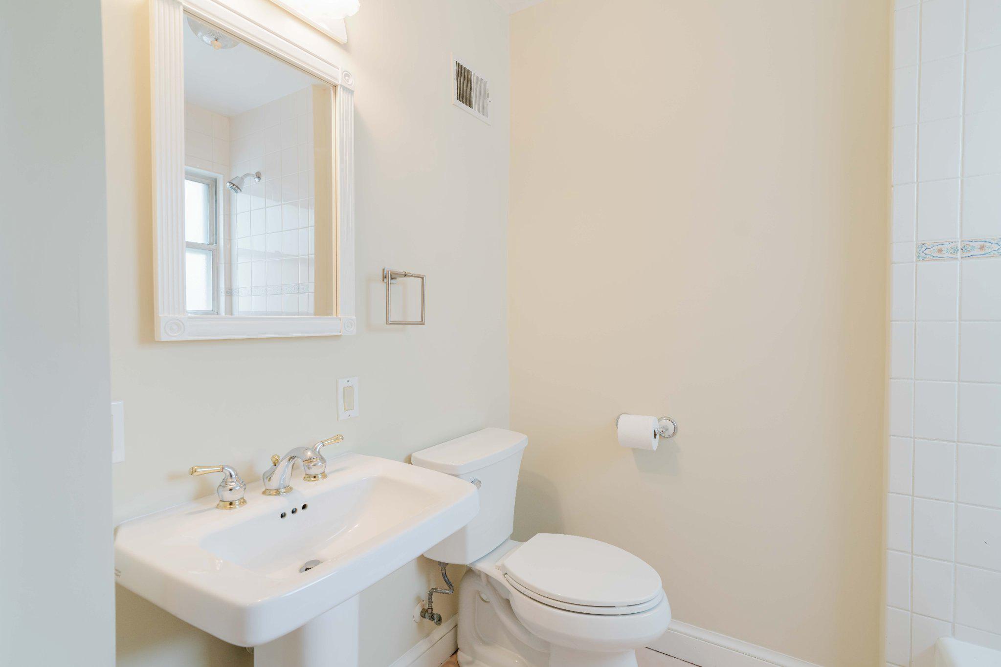 CARROLL KNOLLS - Residential