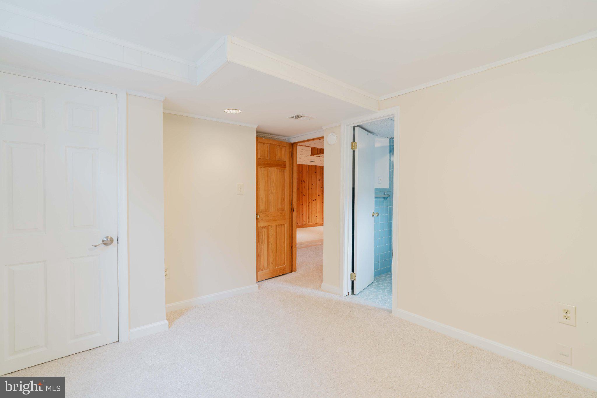 CARROLL KNOLLS - Residential