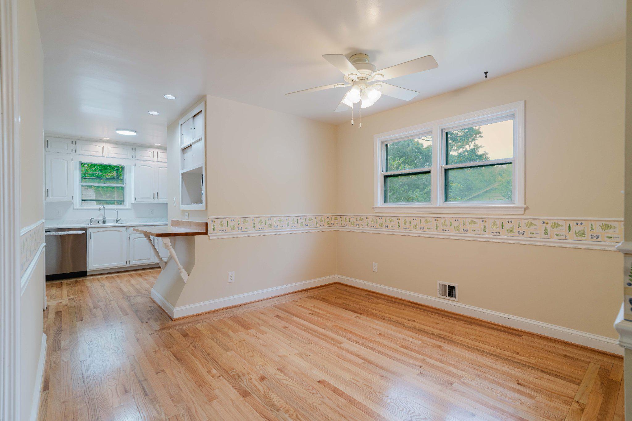 CARROLL KNOLLS - Residential