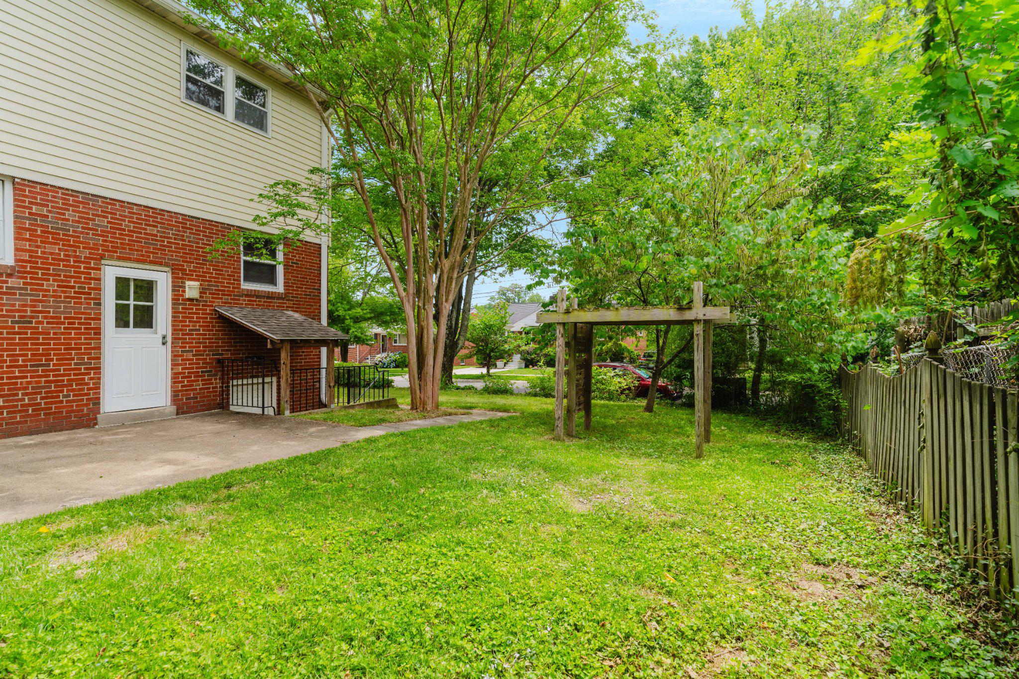 CARROLL KNOLLS - Residential