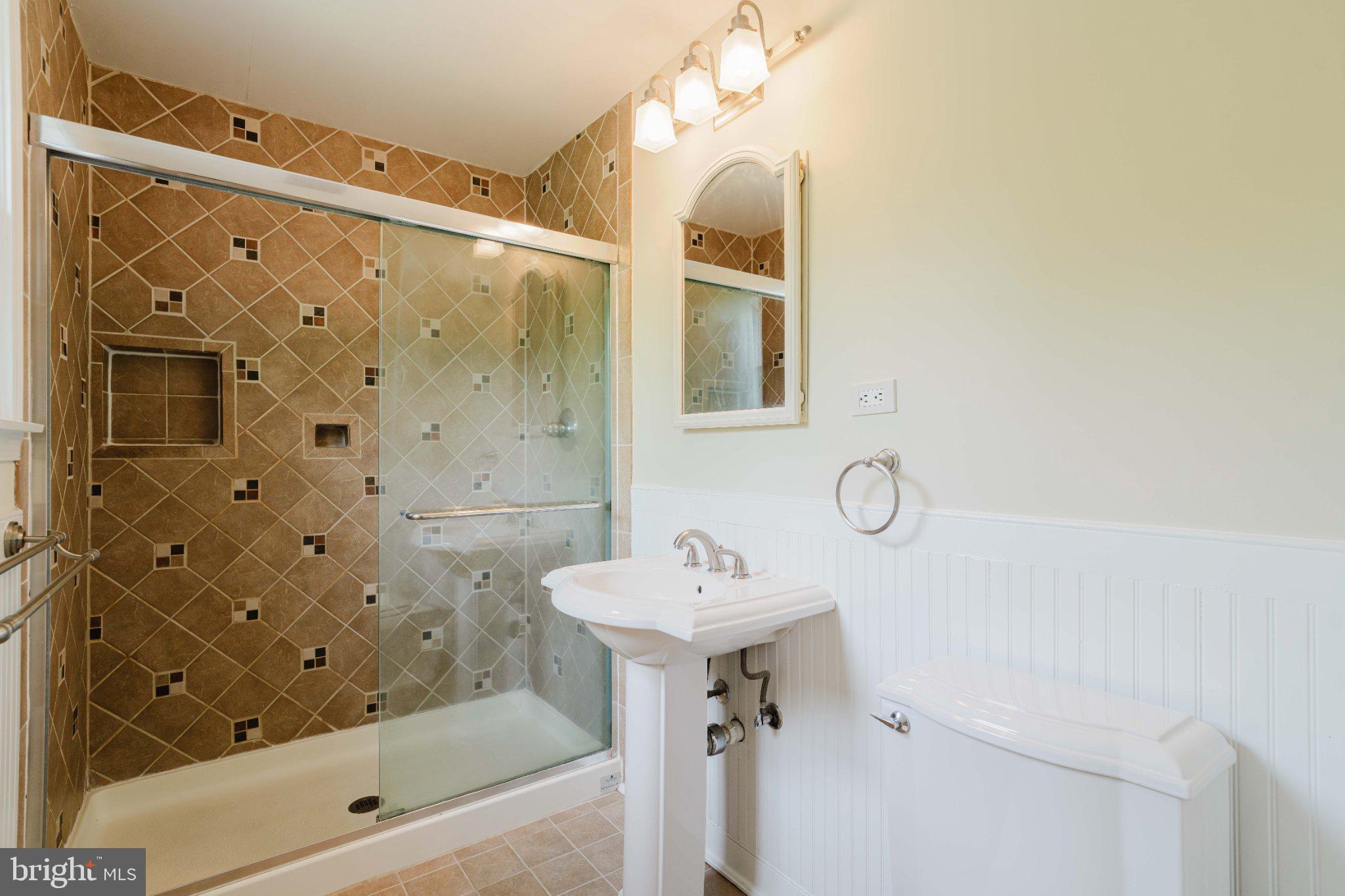 CARROLL KNOLLS - Residential