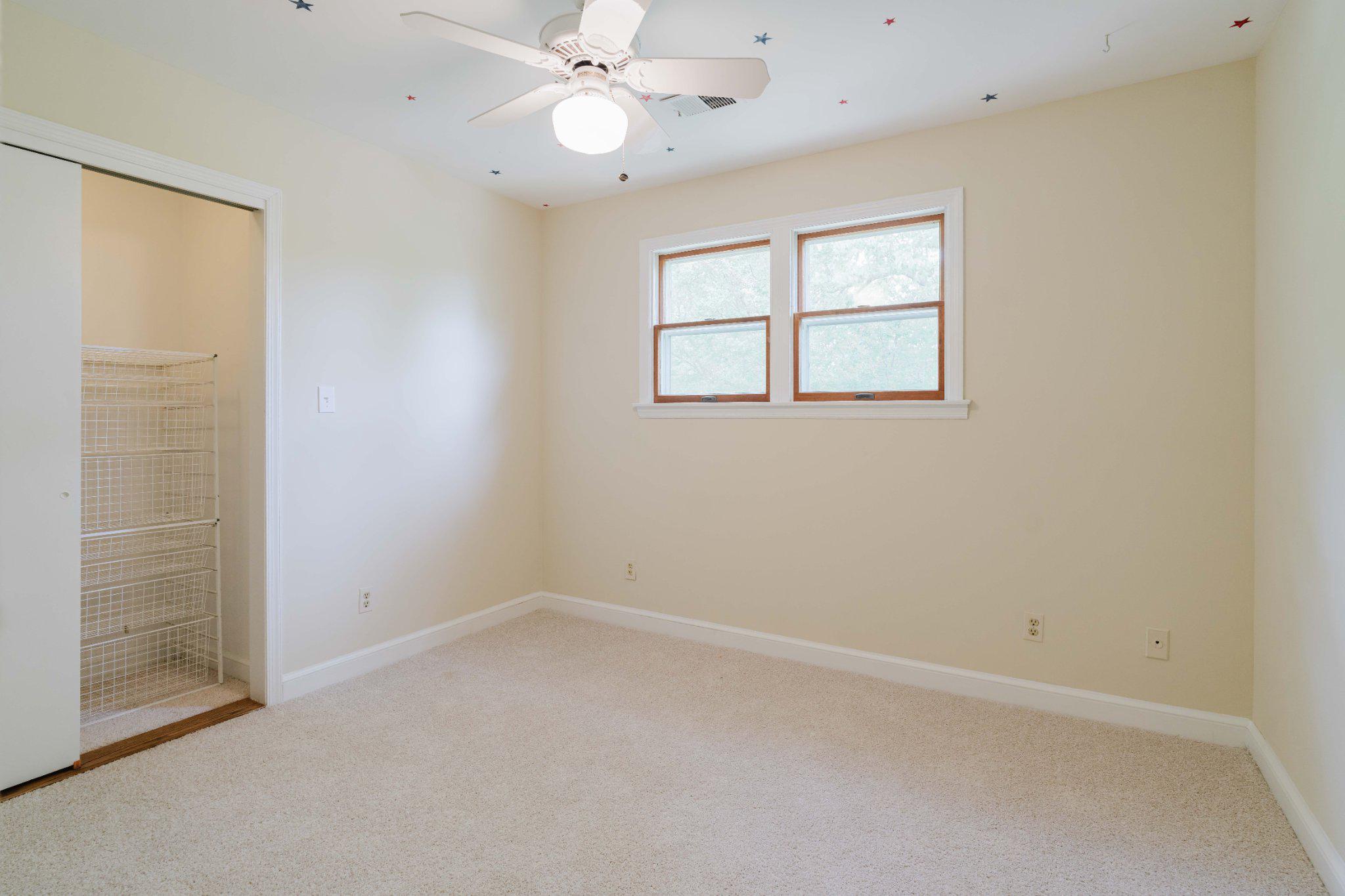 CARROLL KNOLLS - Residential