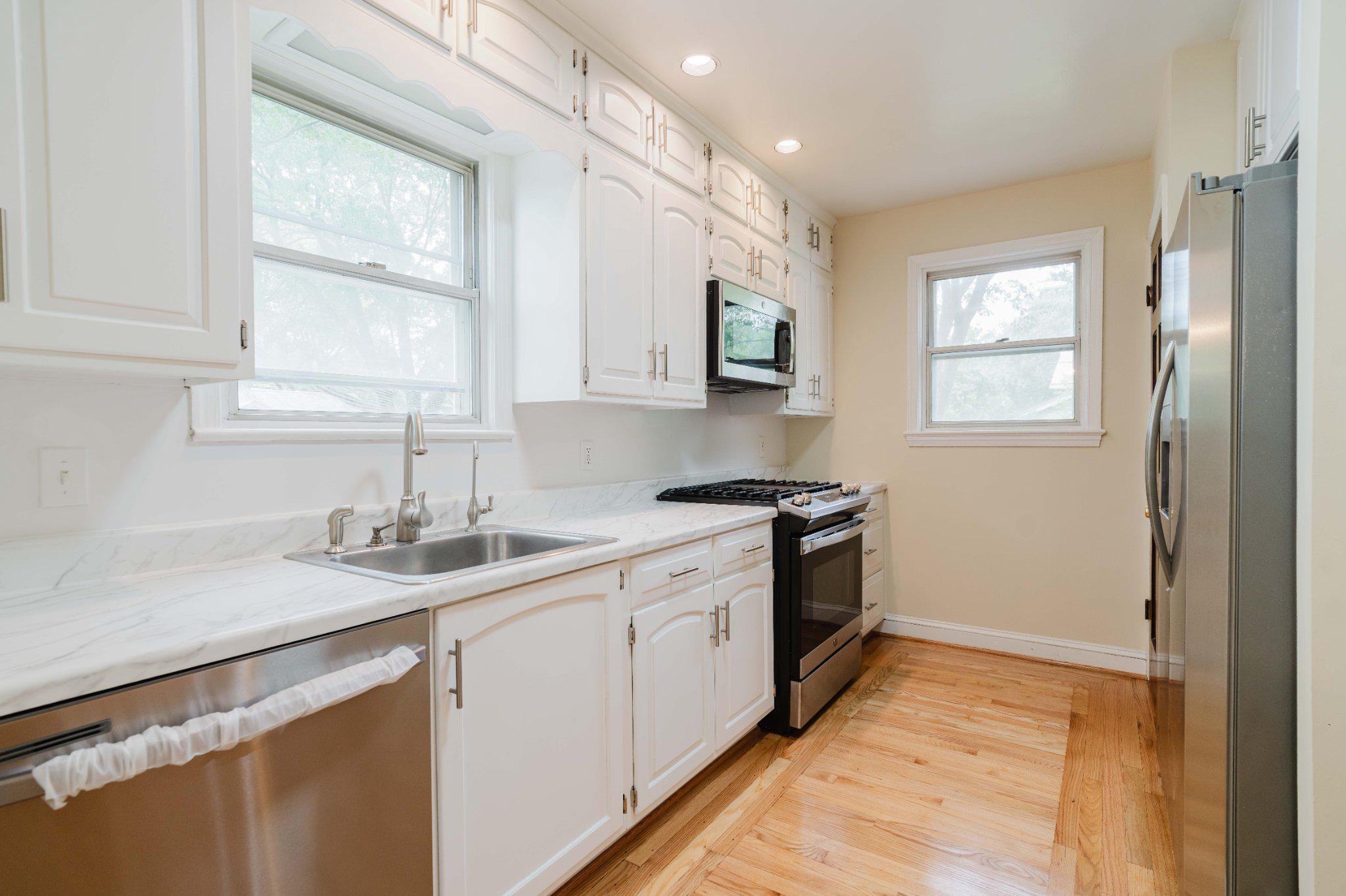 CARROLL KNOLLS - Residential