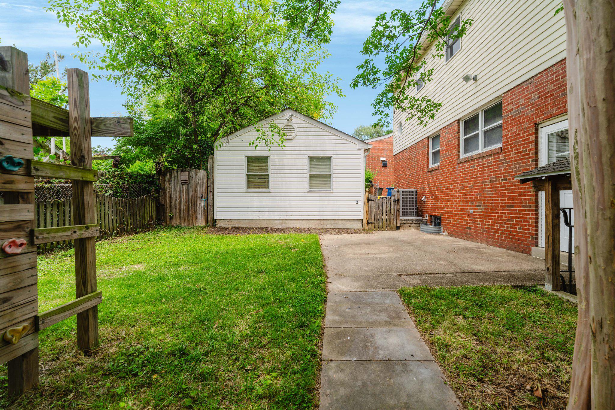 CARROLL KNOLLS - Residential
