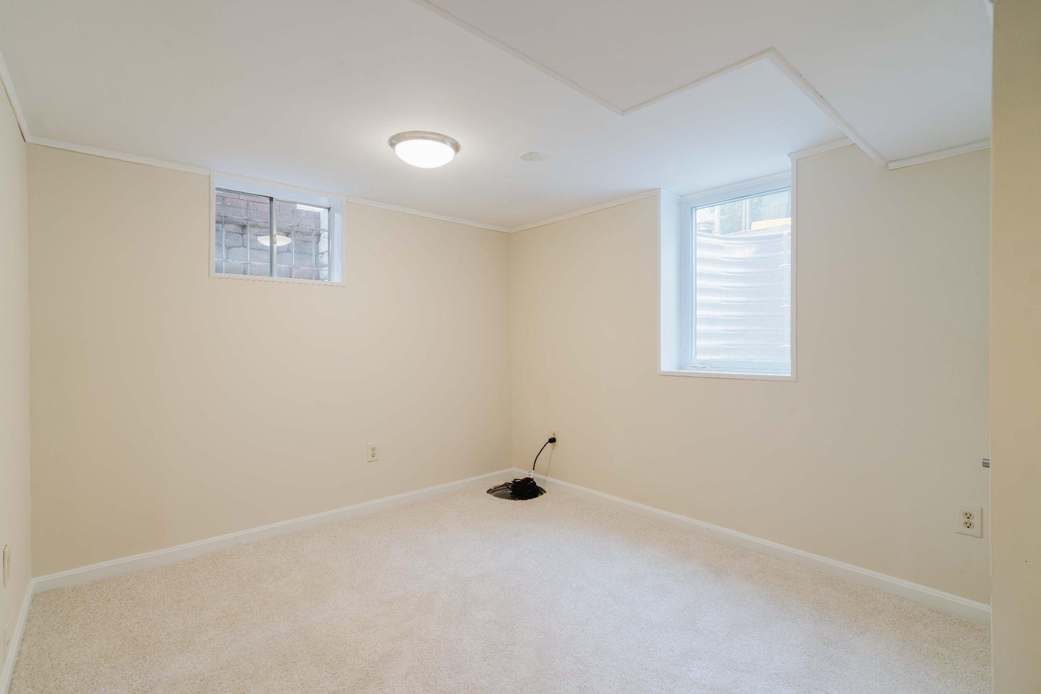 CARROLL KNOLLS - Residential