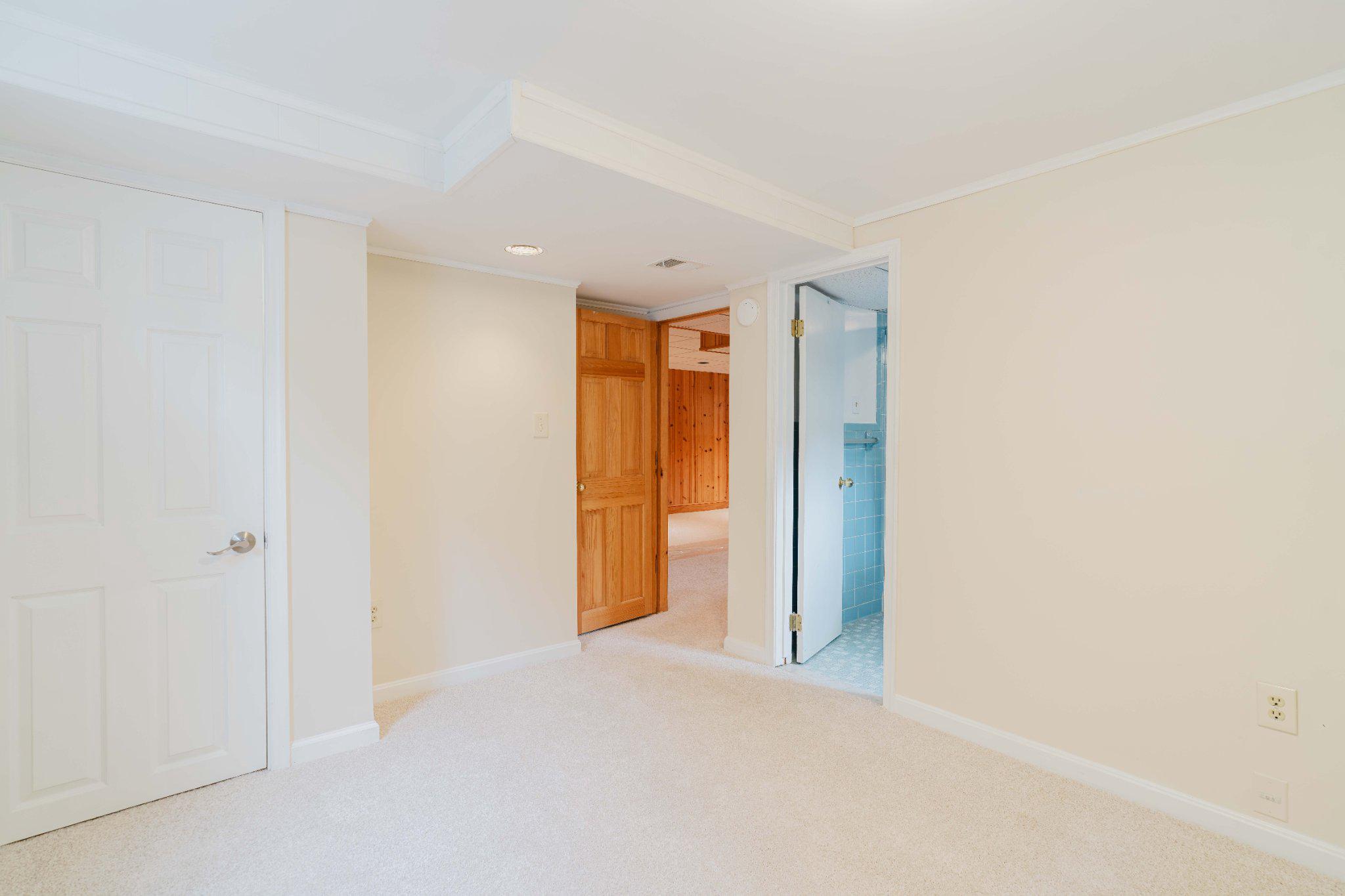 CARROLL KNOLLS - Residential
