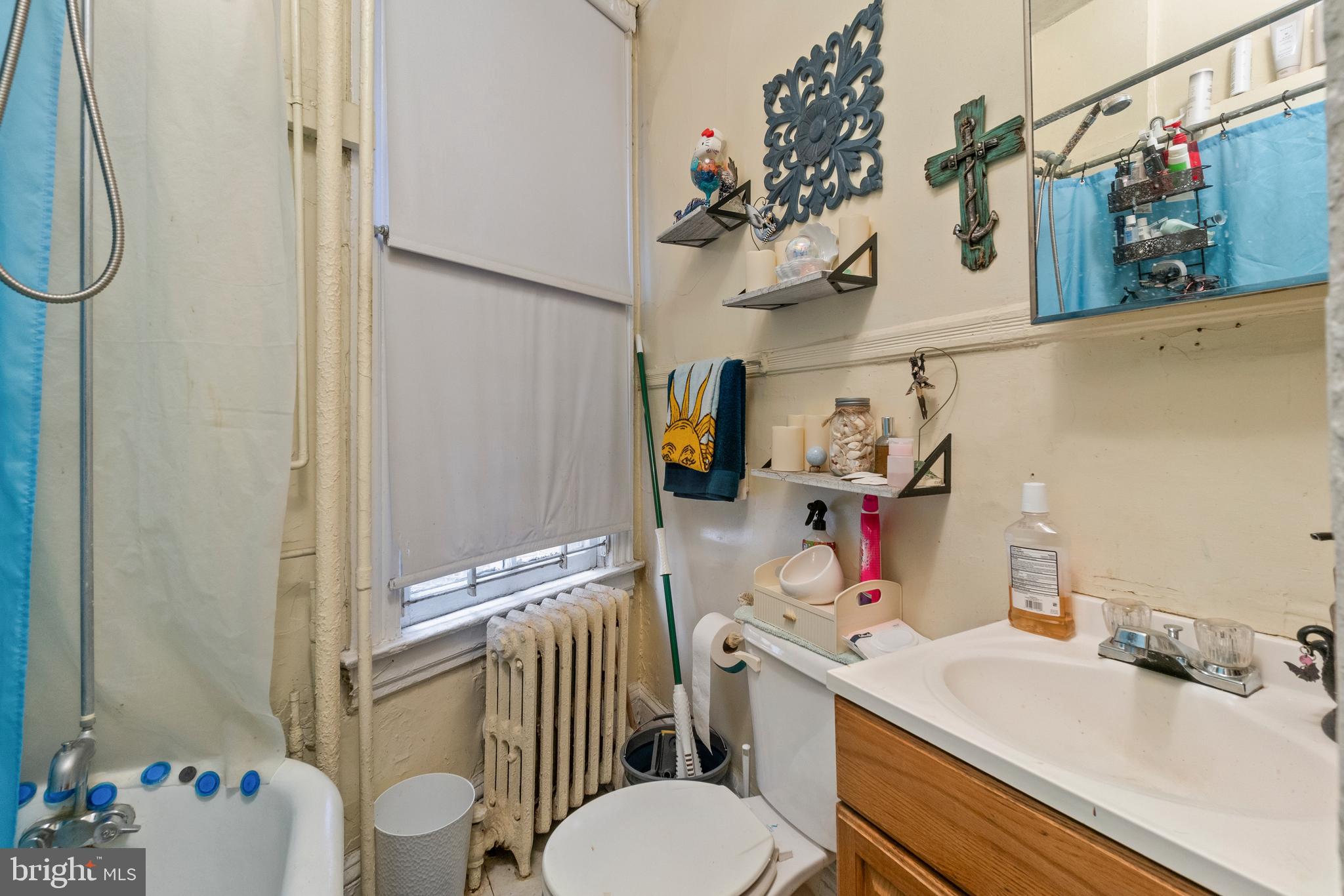 CHARLES VILLAGE - Commercial Sale