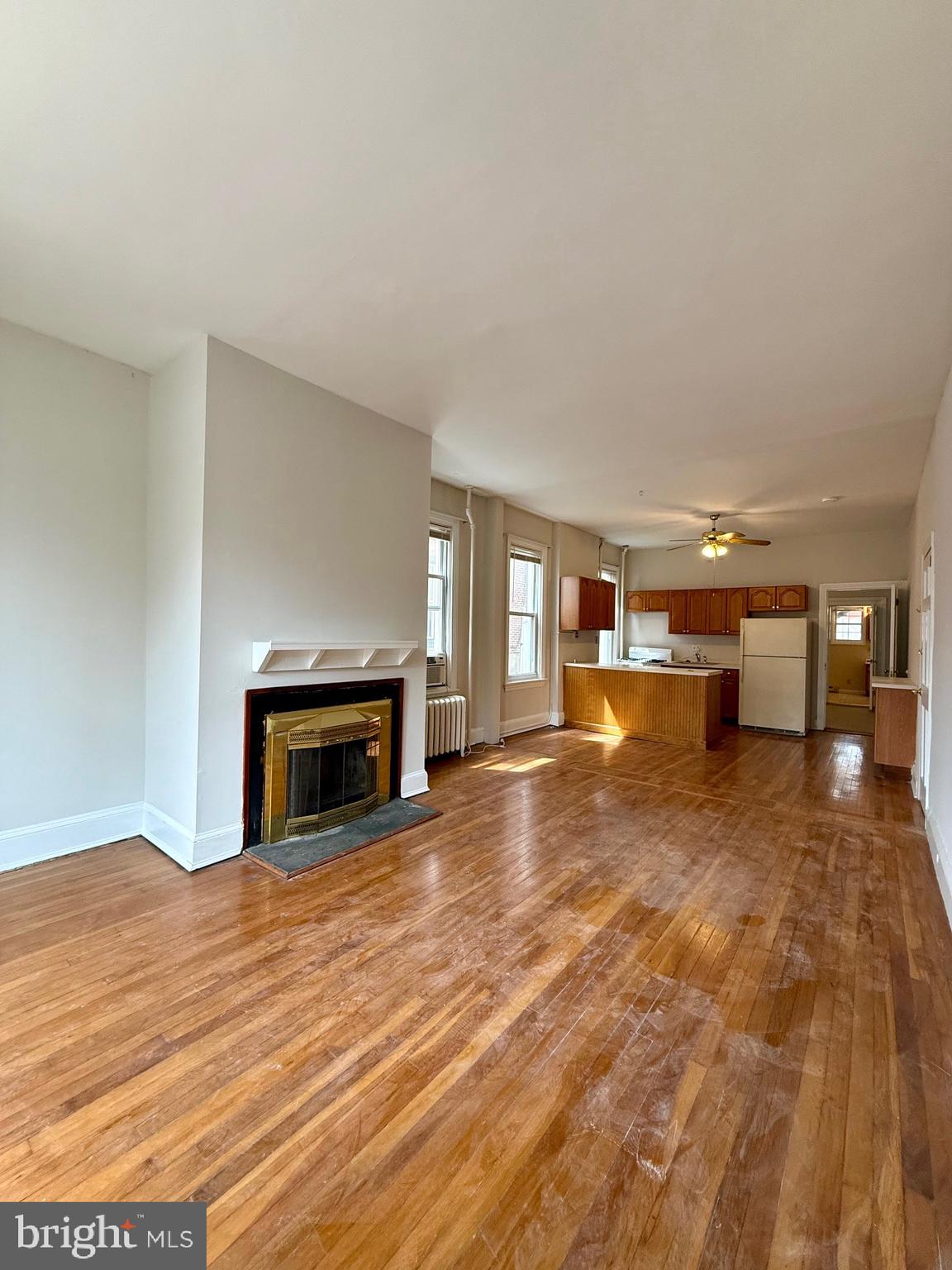 TROLLEY SQUARE - Residential Lease