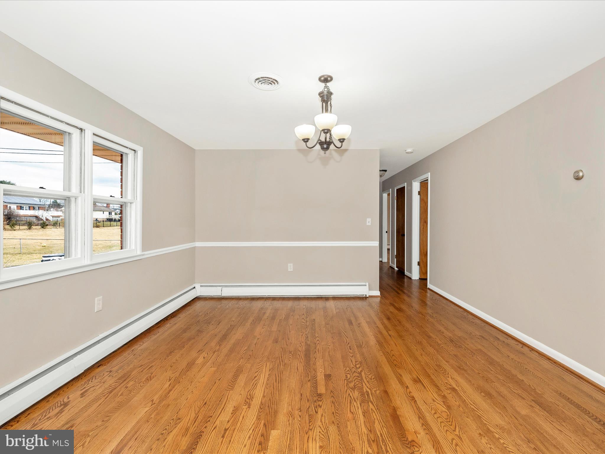 TULIP HILL - Residential