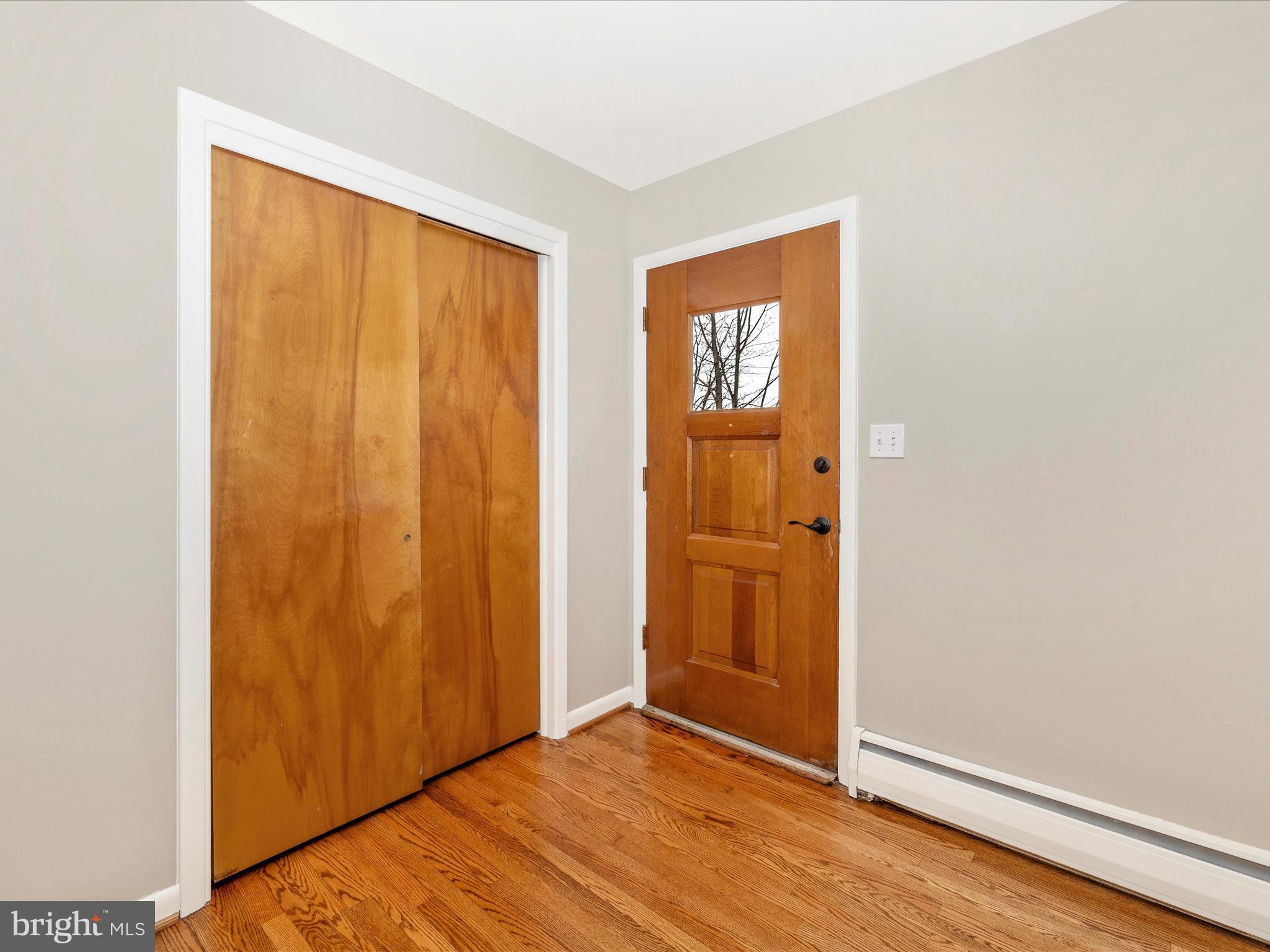 TULIP HILL - Residential