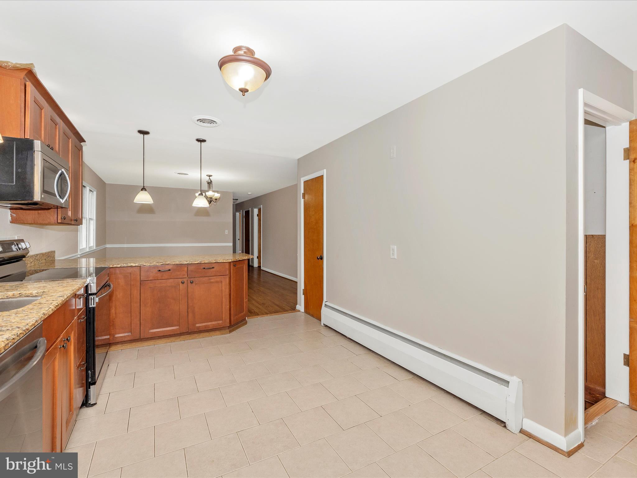 TULIP HILL - Residential