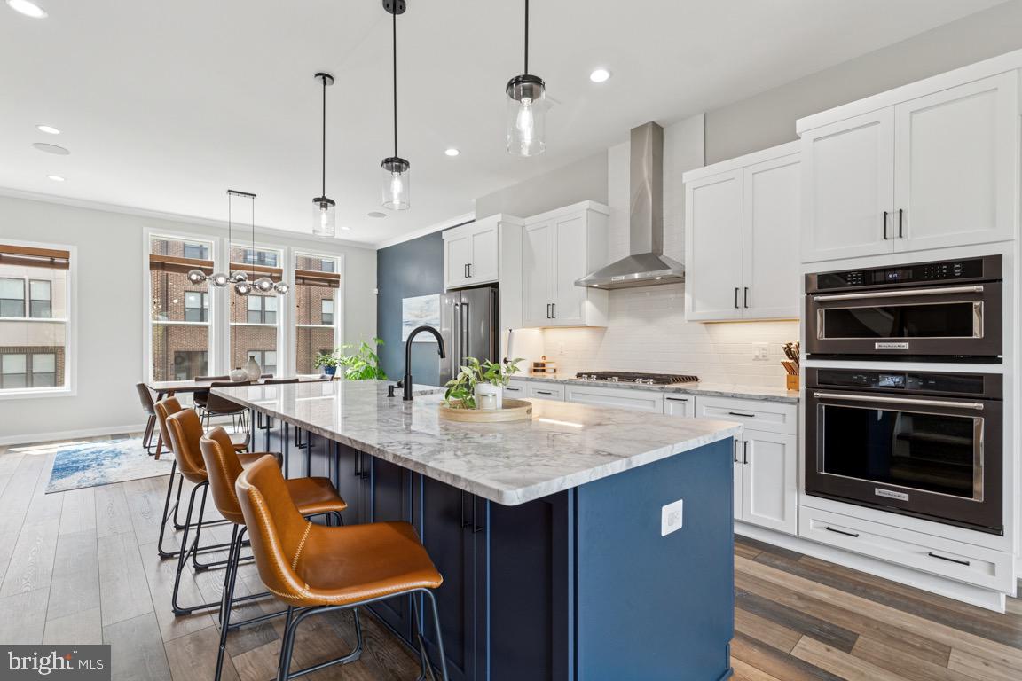 COMMONWEALTH PLACE AT WESTFIELDS - Residential