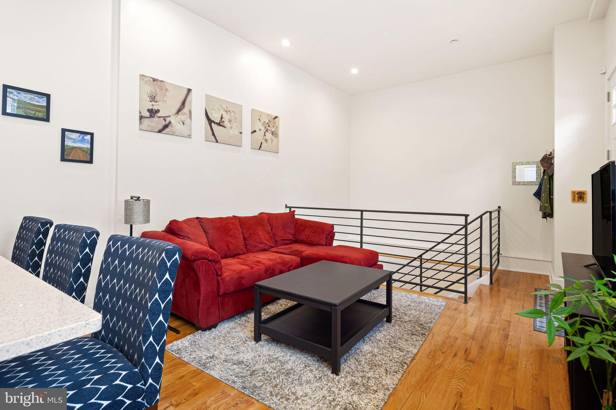 POINT BREEZE - Residential
