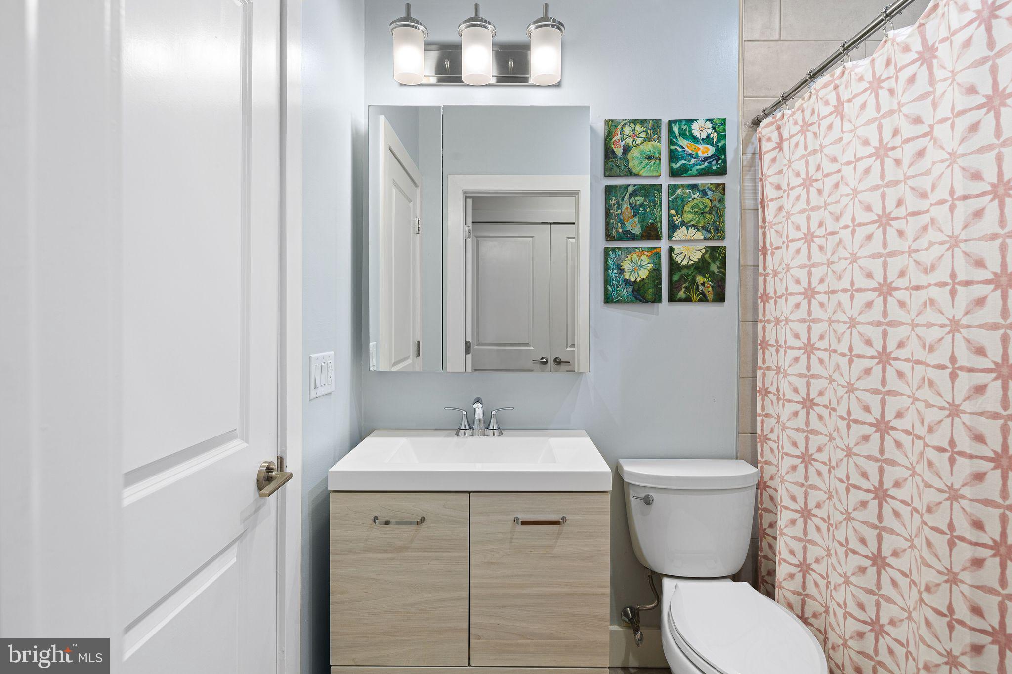 POINT BREEZE - Residential