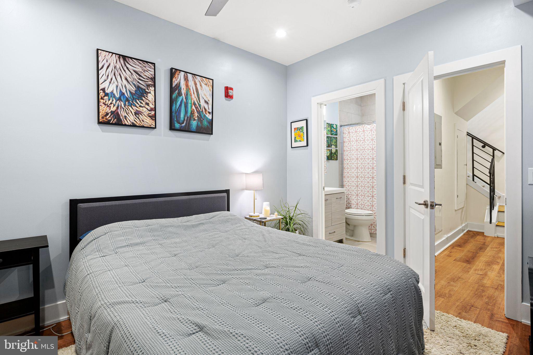 POINT BREEZE - Residential