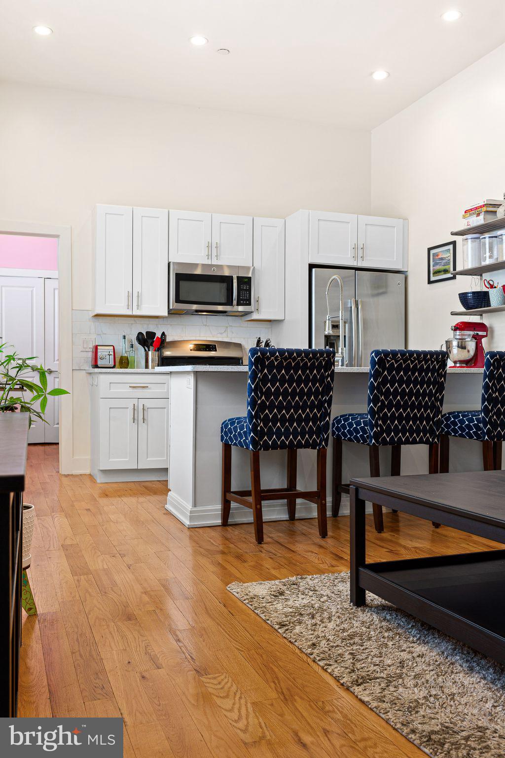 POINT BREEZE - Residential