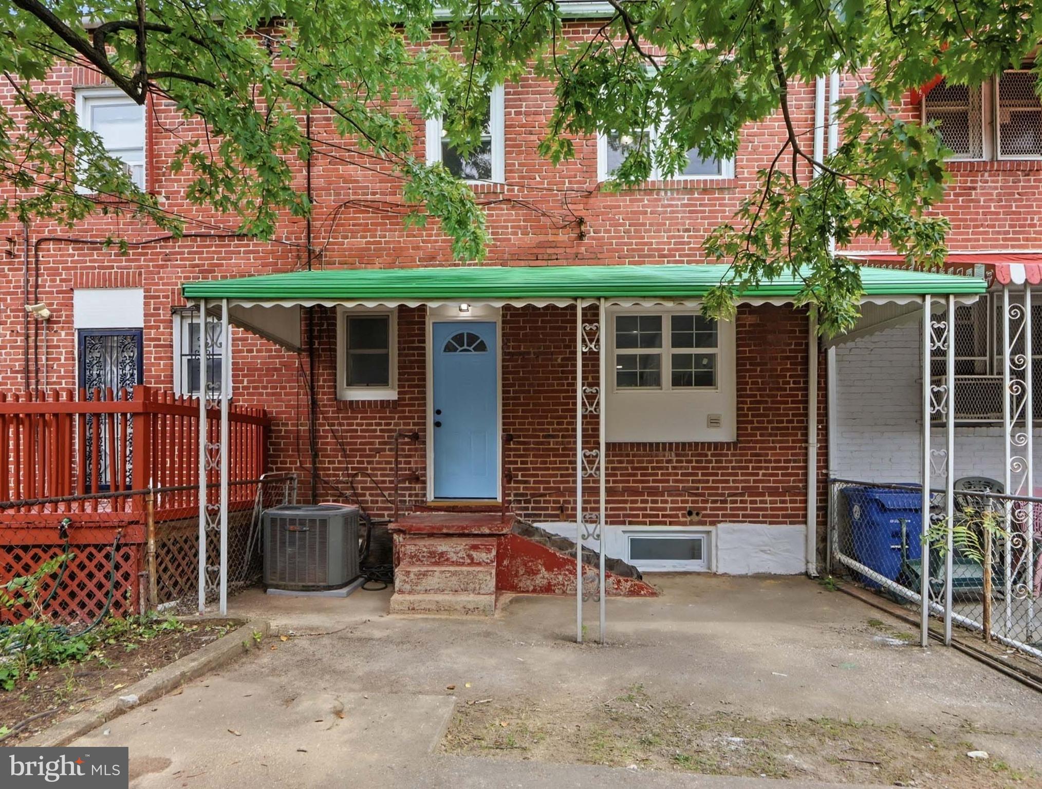 WEST BALTIMORE - Residential