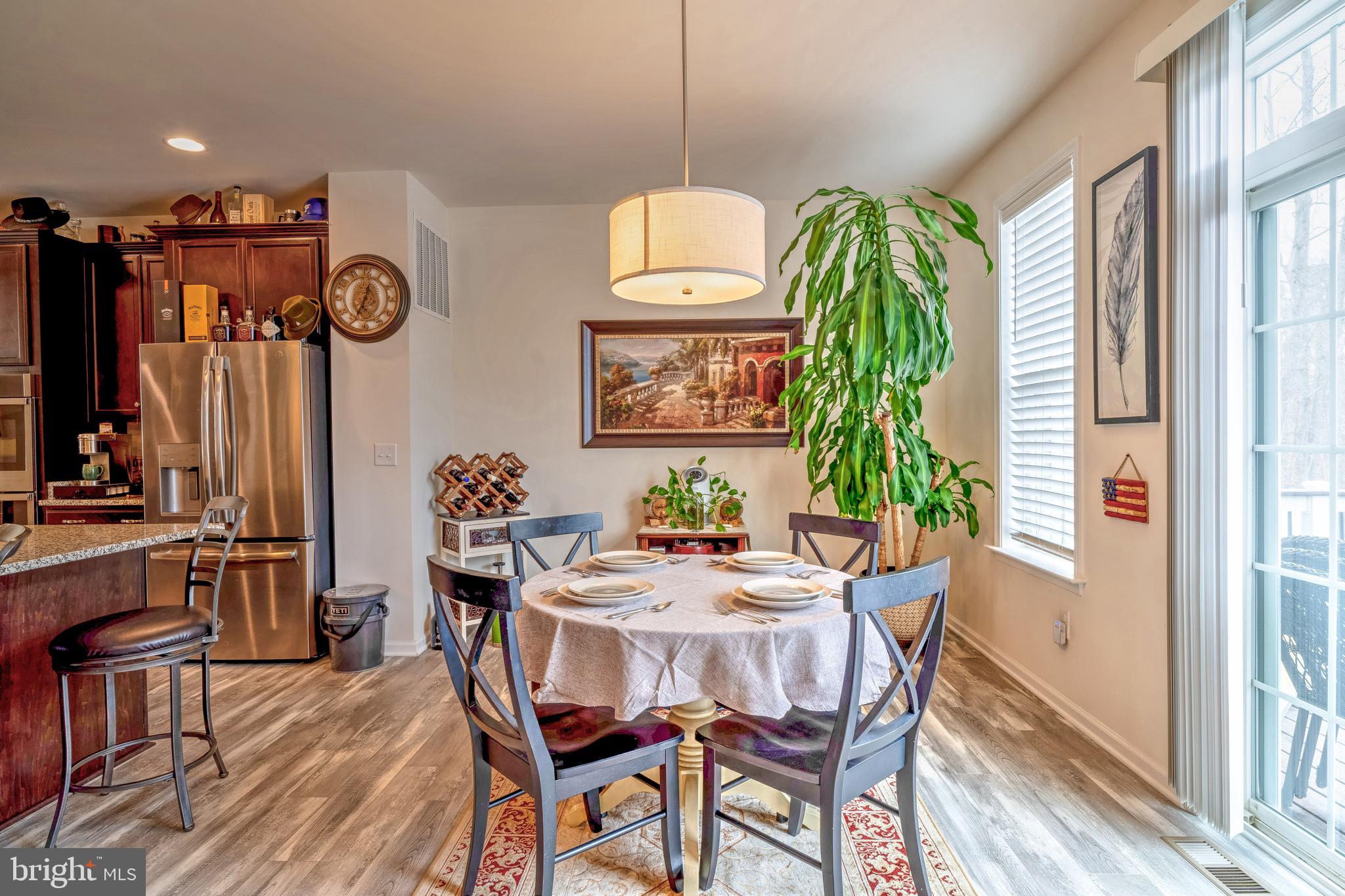 COWAN CROSSING - Residential
