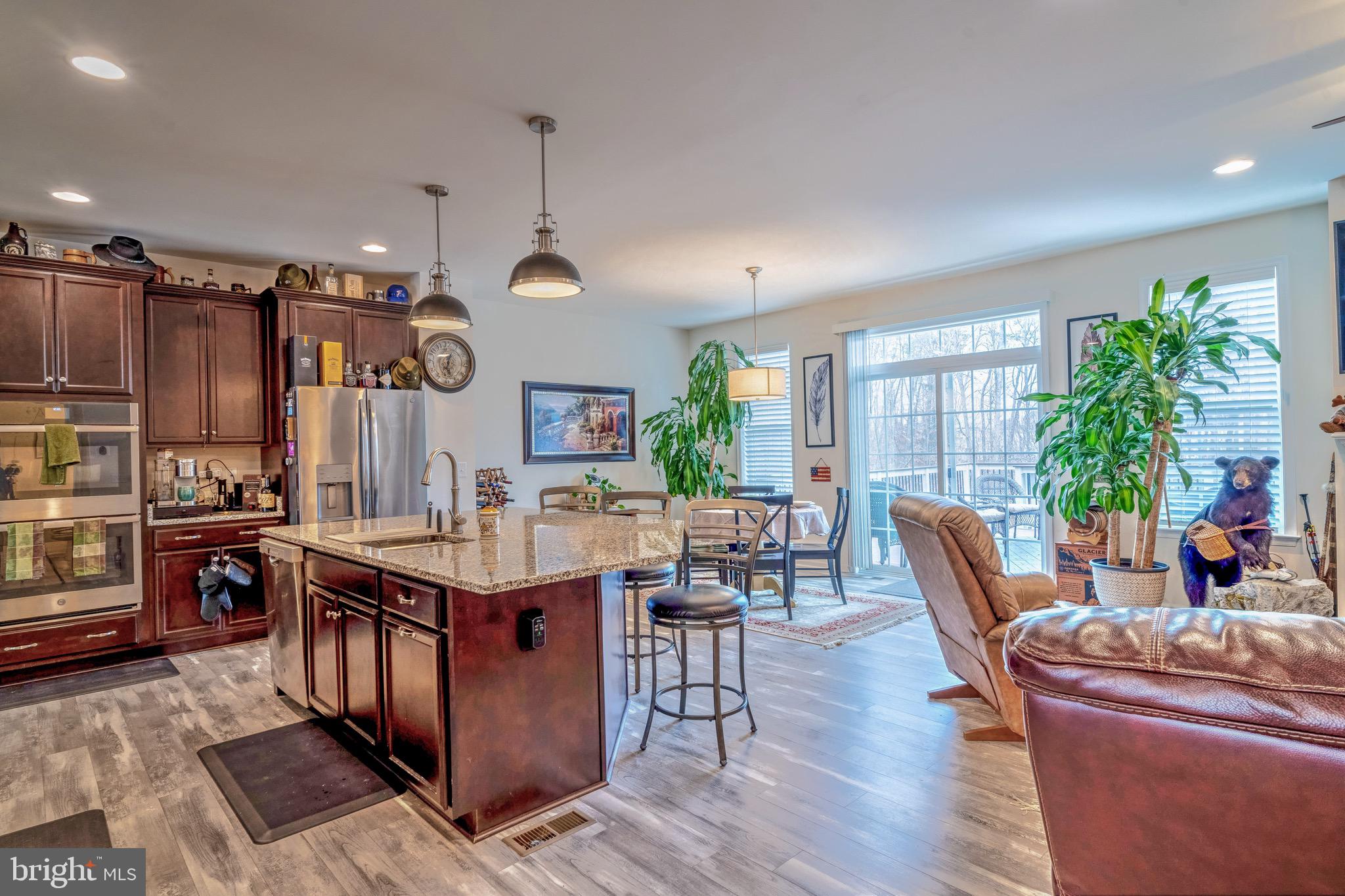 COWAN CROSSING - Residential