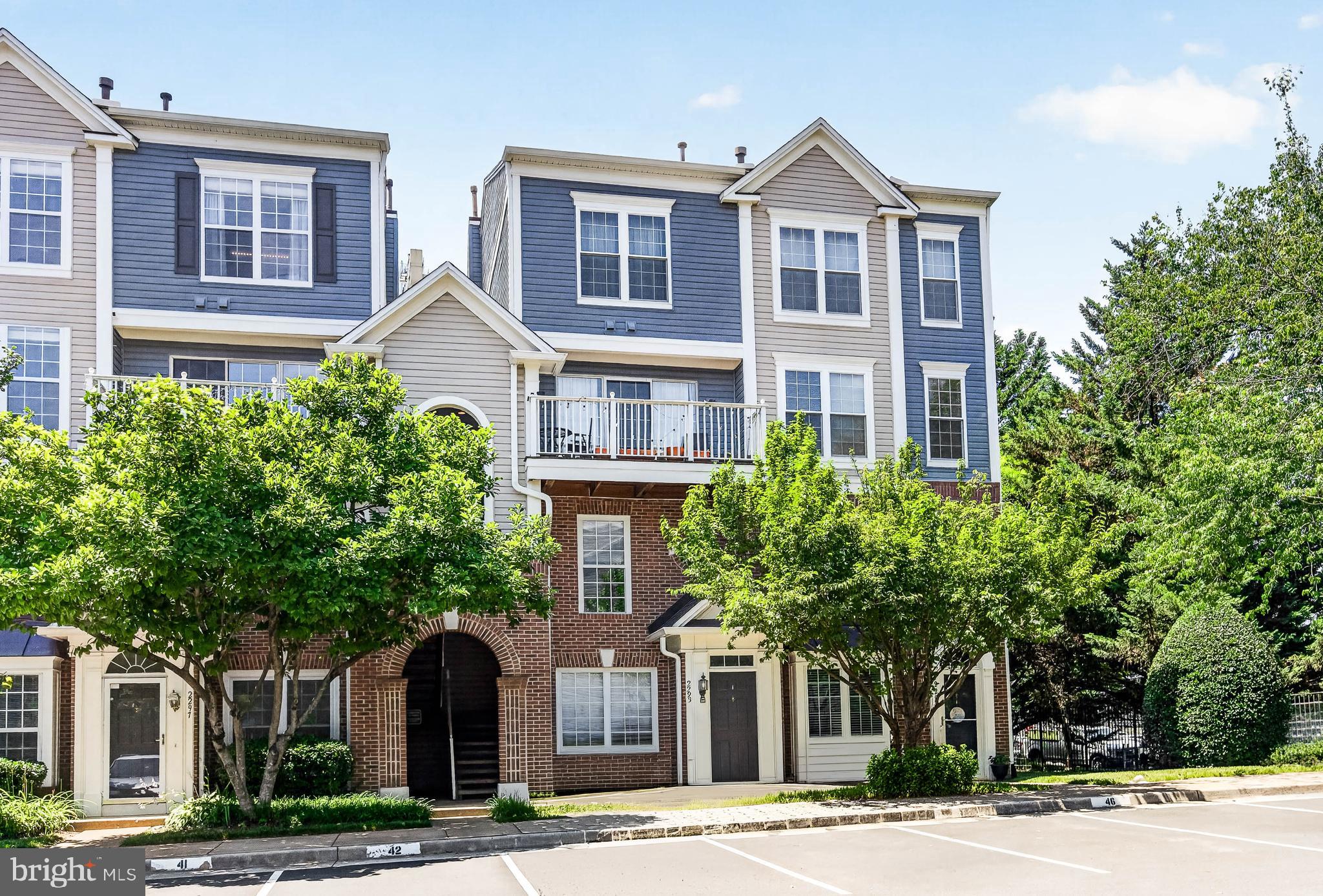 VILLAGES AT FALLS CHURCH - Residential