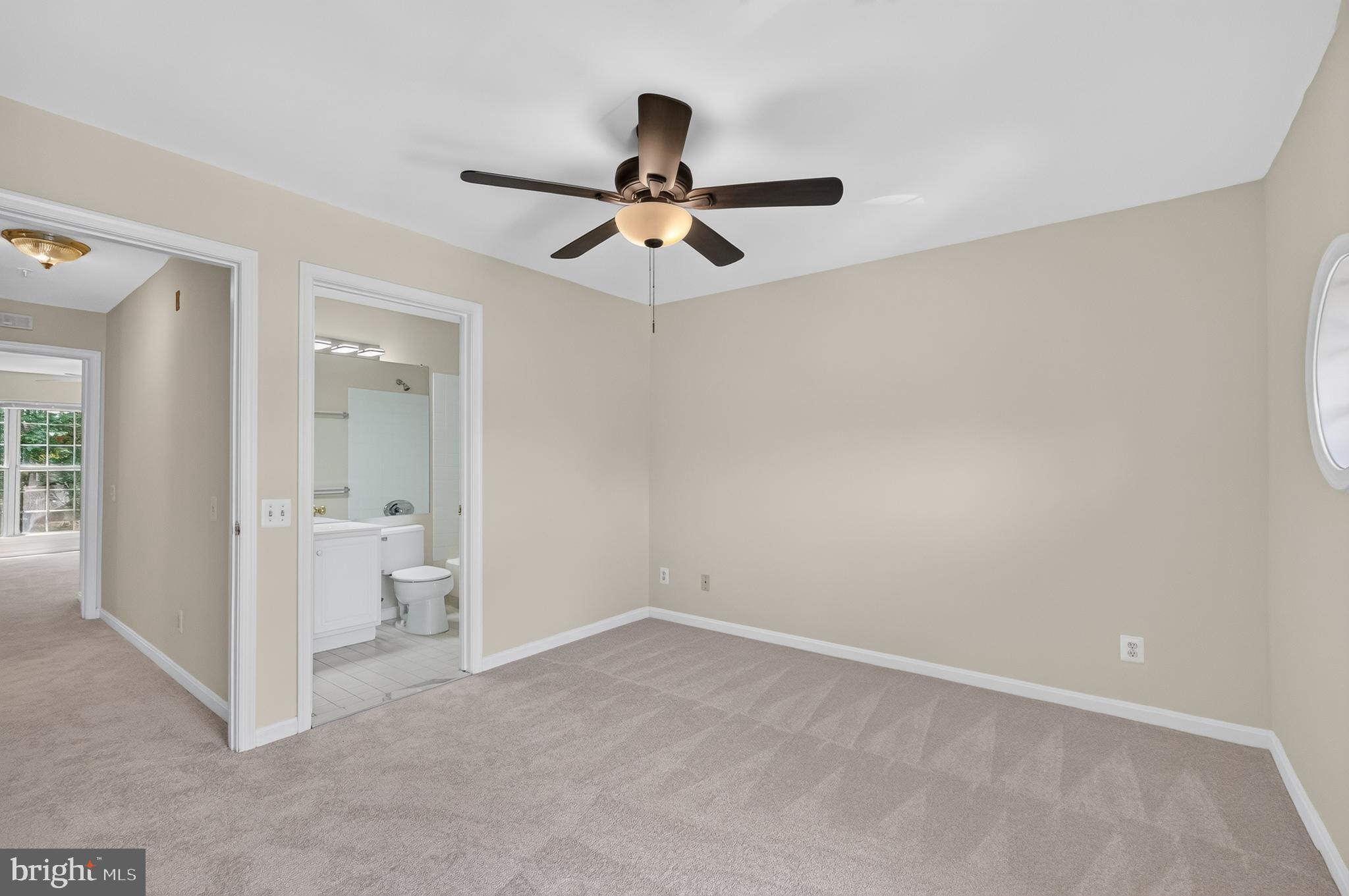 VILLAGES AT FALLS CHURCH - Residential