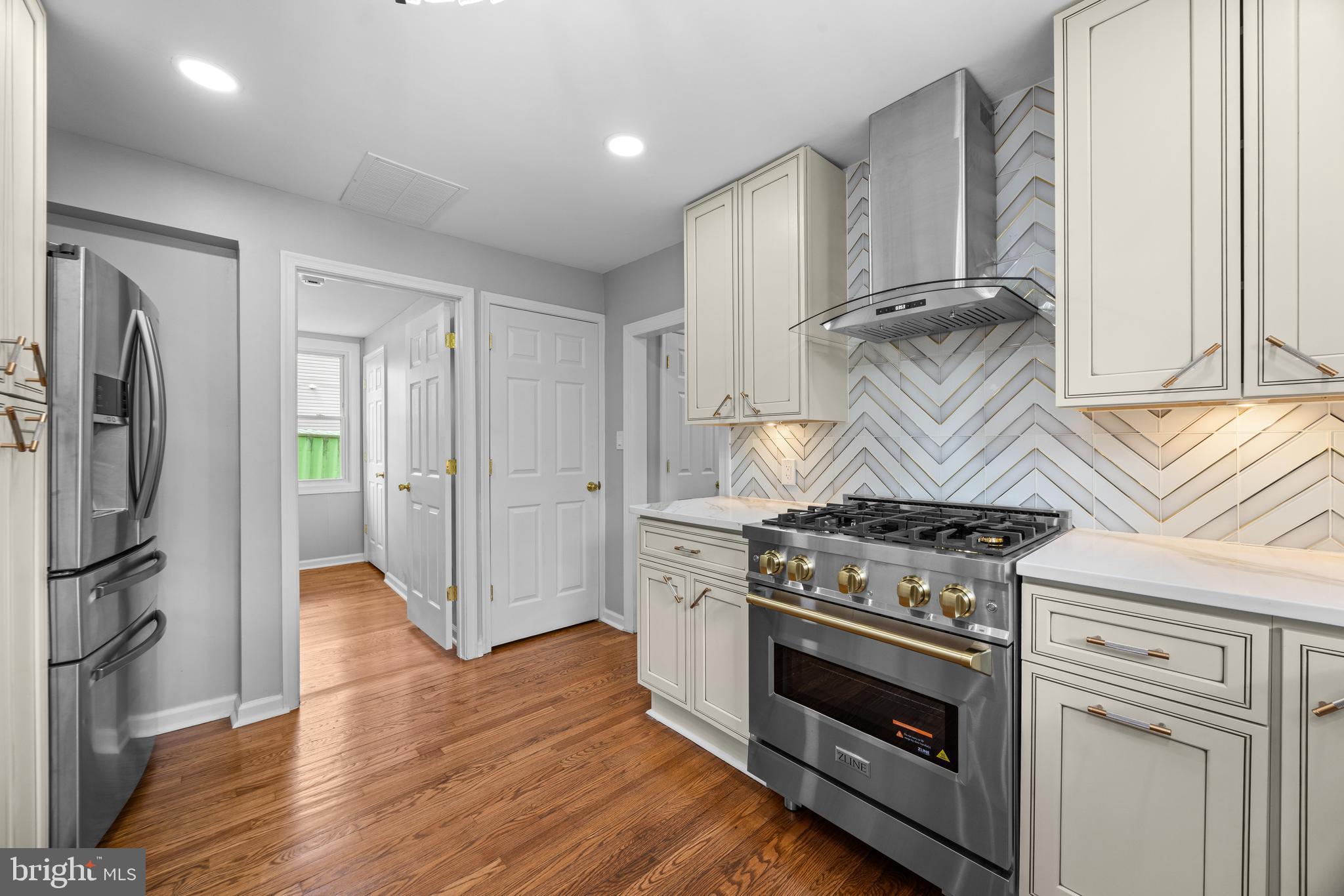 PIKESVILLE FARMS - Residential