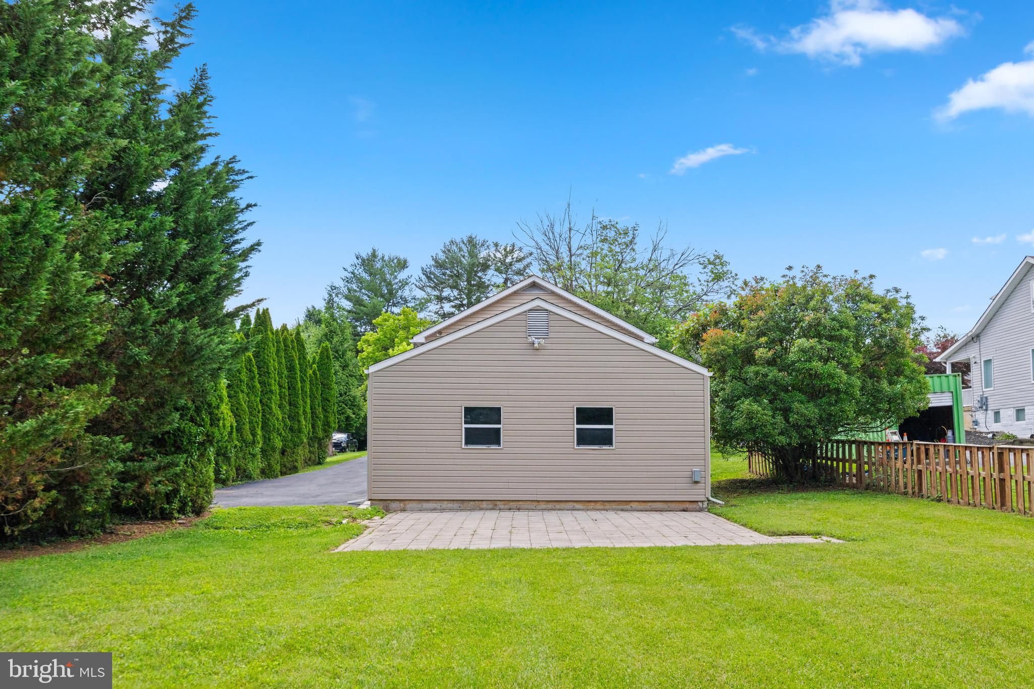 PIKESVILLE FARMS - Residential