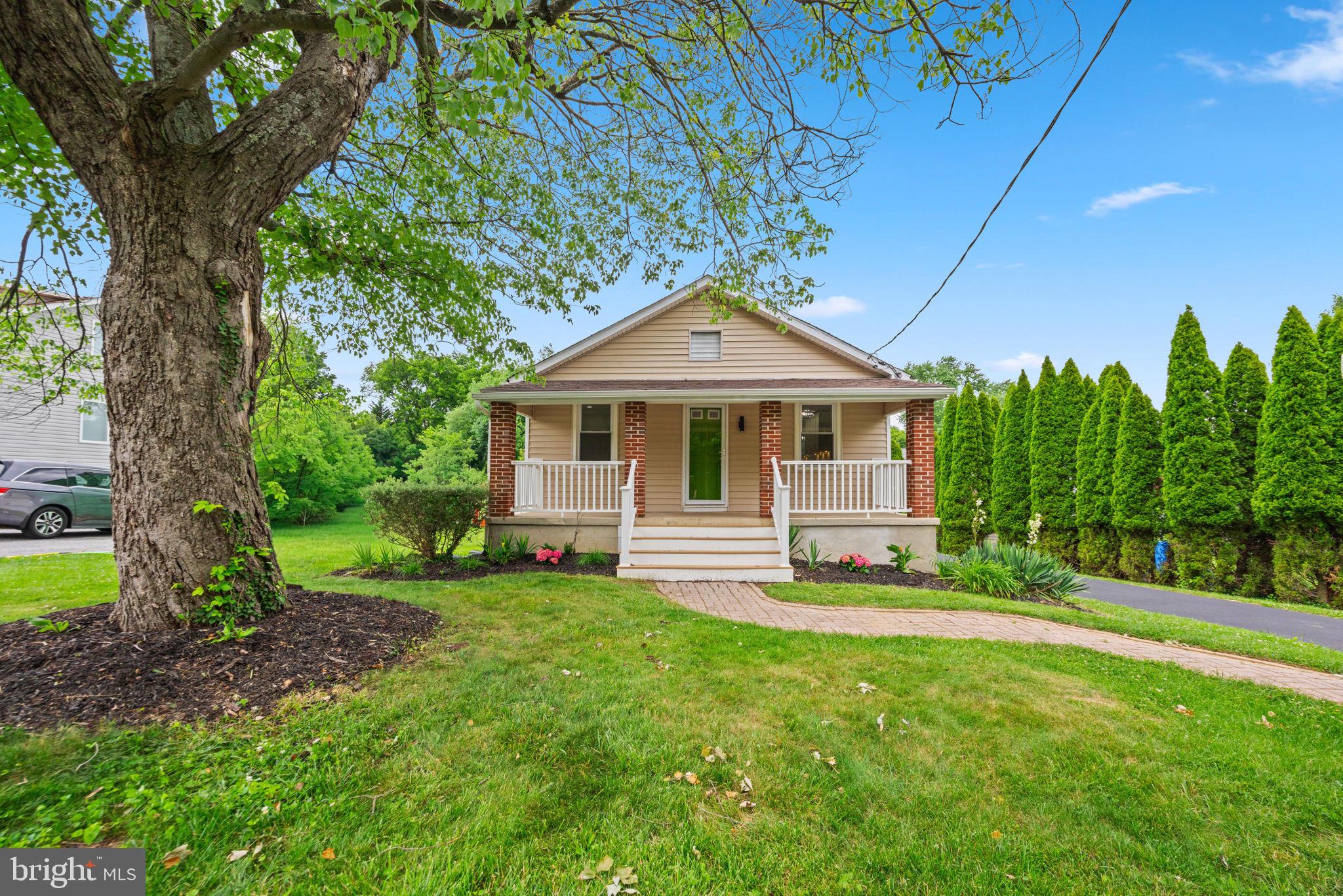 Ready for most epic game of flashlight tag with your kids?! This is THE neighborhood to be in! It hosts most amazing residents, lined with large trees, flowers and streets you will see kids learning how to take their training wheels off on. This beautifully renovated bungalow combines classic charm with modern finishes and thoughtful design. The stunning custom kitchen serves as the heart of the home, featuring quality finishes, ample 42 inch cabinetry, custom pantry, brand new large appliances and a layout perfect for everyday living. A huge finished basement provides valuable additional living space, ideal for an additional family room, home theater, gym, or game room. There's even a bonus bedroom downstairs that could serve as an office, where you could consider this a 4 bed opportunity! Outside, the large detached garage offers endless possibilities, could be for car enthusiasts or convert into the large workshop you've always wanted.
Conveniently located near shopping, dining, parks, schools, places of worship and major commuter routes, this move-in-ready home offers the perfect blend of style, space, and functionality. Schedule your showing today!
